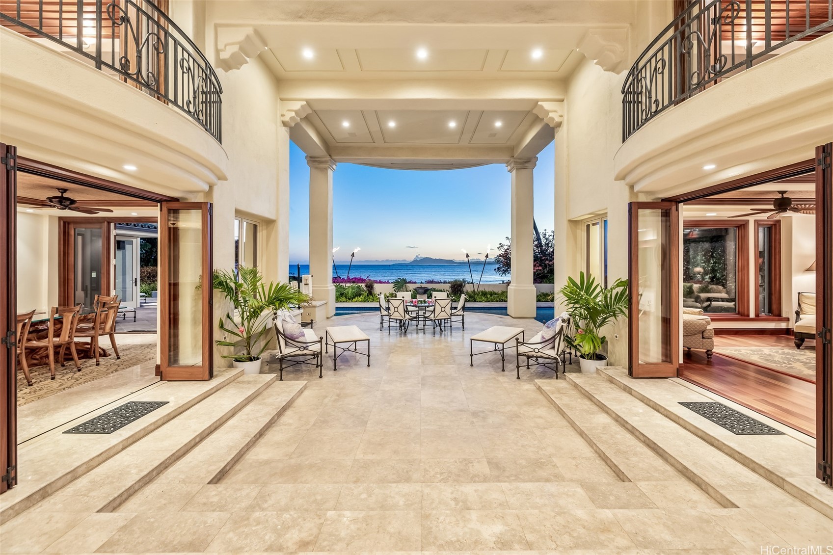 Honolulu, Hawaii, 96825, United States, 6 Bedrooms Bedrooms, ,8 BathroomsBathrooms,Residential,For Sale,1900933