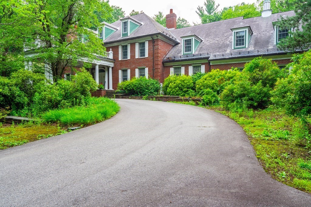 34 Bridle Path Way Way, Tyngsborough, Massachusetts, 01879, United States, 4 Bedrooms Bedrooms, ,4 BathroomsBathrooms,Residential,For Sale,34 Bridle Path Way Way,1009810