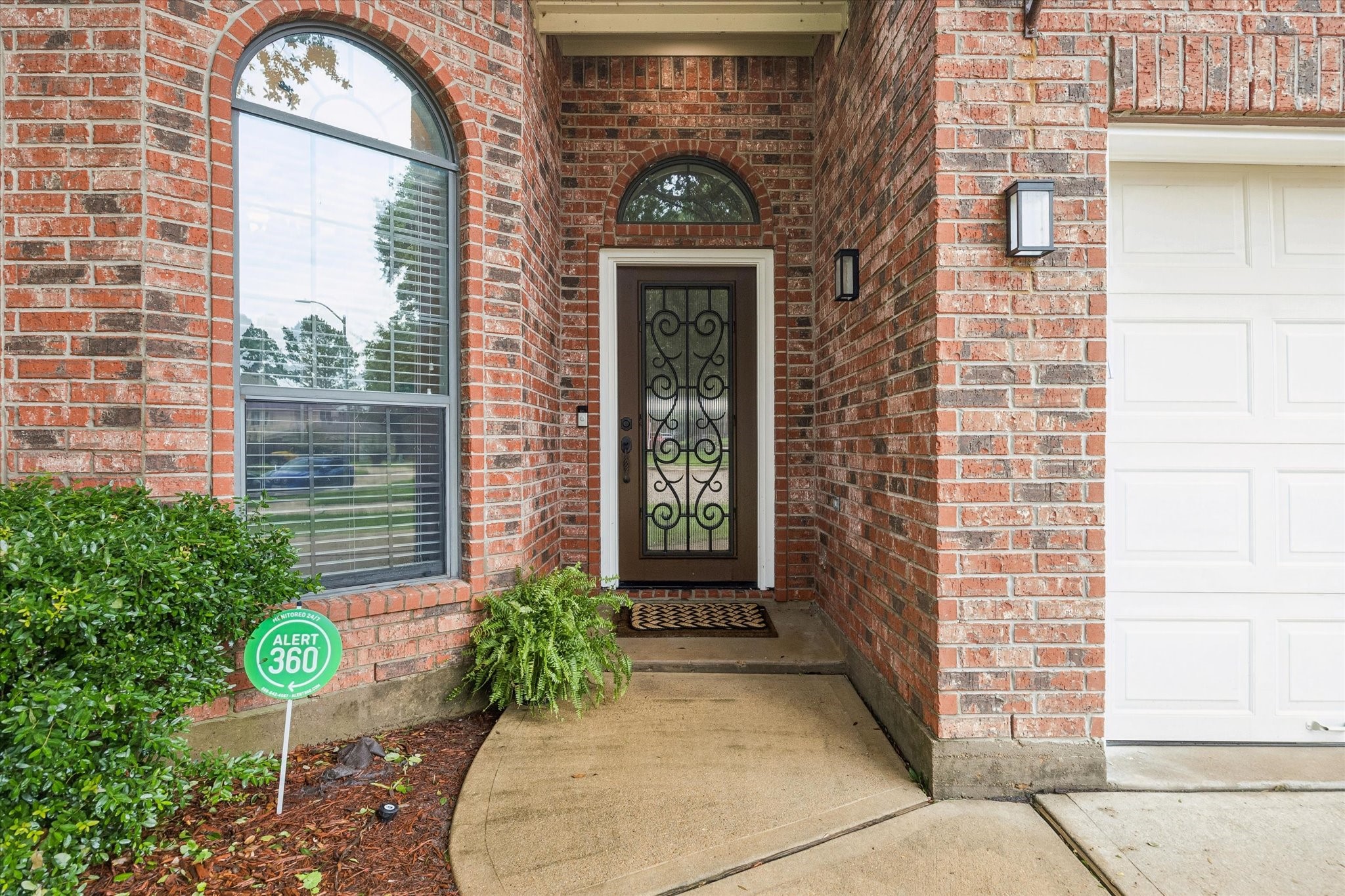  16542 Crossfield Drive - 物件實景