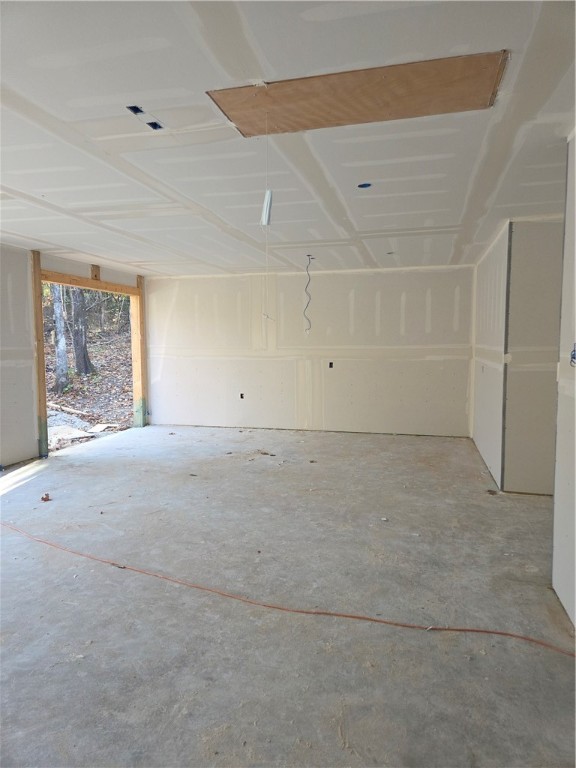 Bella Vista, Arkansas, 72715, United States, 4 Bedrooms Bedrooms, ,4 BathroomsBathrooms,Residential,For Sale,1989429