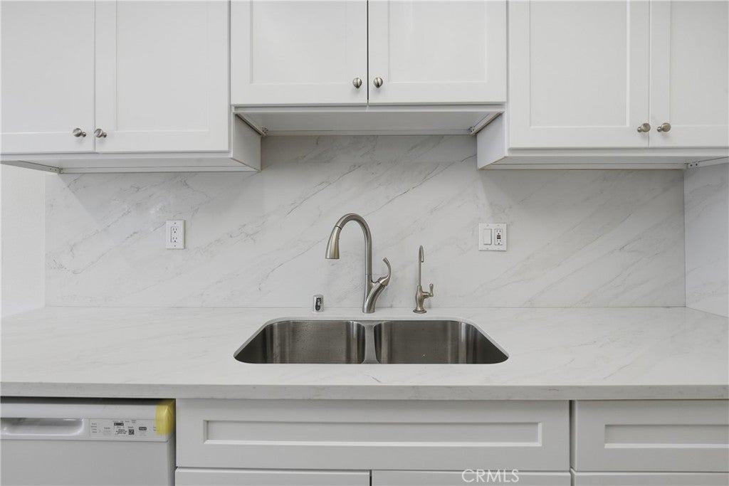 Rosemead, California, 91770, United States, 2 Bedrooms Bedrooms, ,2 BathroomsBathrooms,Residential,For Sale,2012750