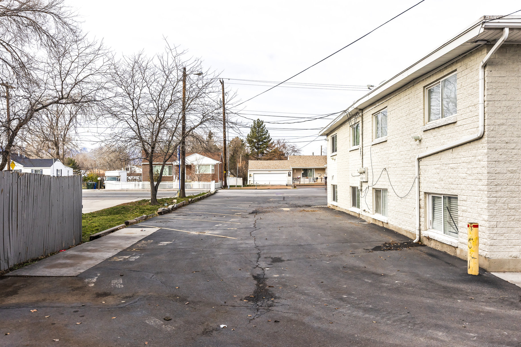  Well-Maintained Four-Unit Property with Exceptional Investment Potential - 物件實景