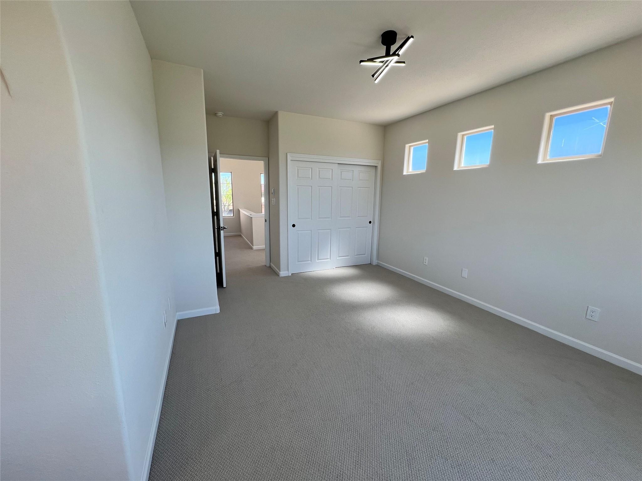 Santa Fe, New Mexico, 87507, United States, 3 Bedrooms Bedrooms, ,3 BathroomsBathrooms,Residential,For Sale,1793952