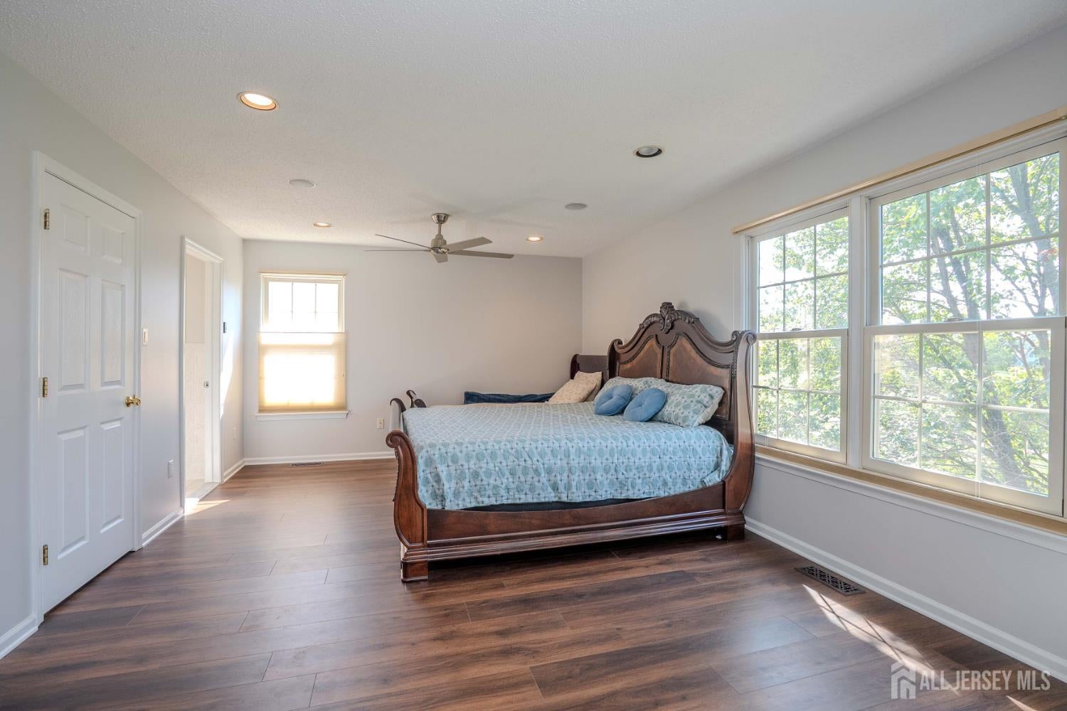 Monroe, New Jersey, 08831, United States, 3 Bedrooms Bedrooms, ,3 BathroomsBathrooms,Residential,For Sale,1981683