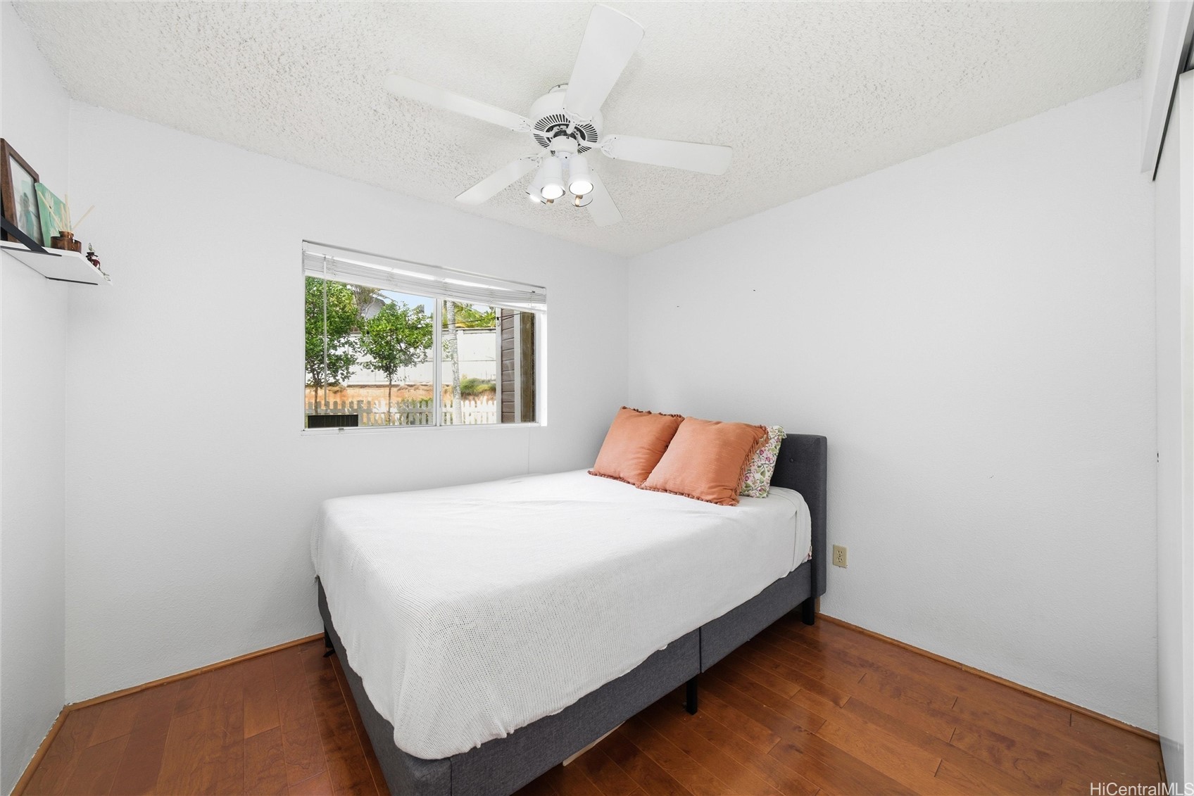 Waipahu, Hawaii, 96797, United States, 2 Bedrooms Bedrooms, ,2 BathroomsBathrooms,Residential,For Sale,1988168