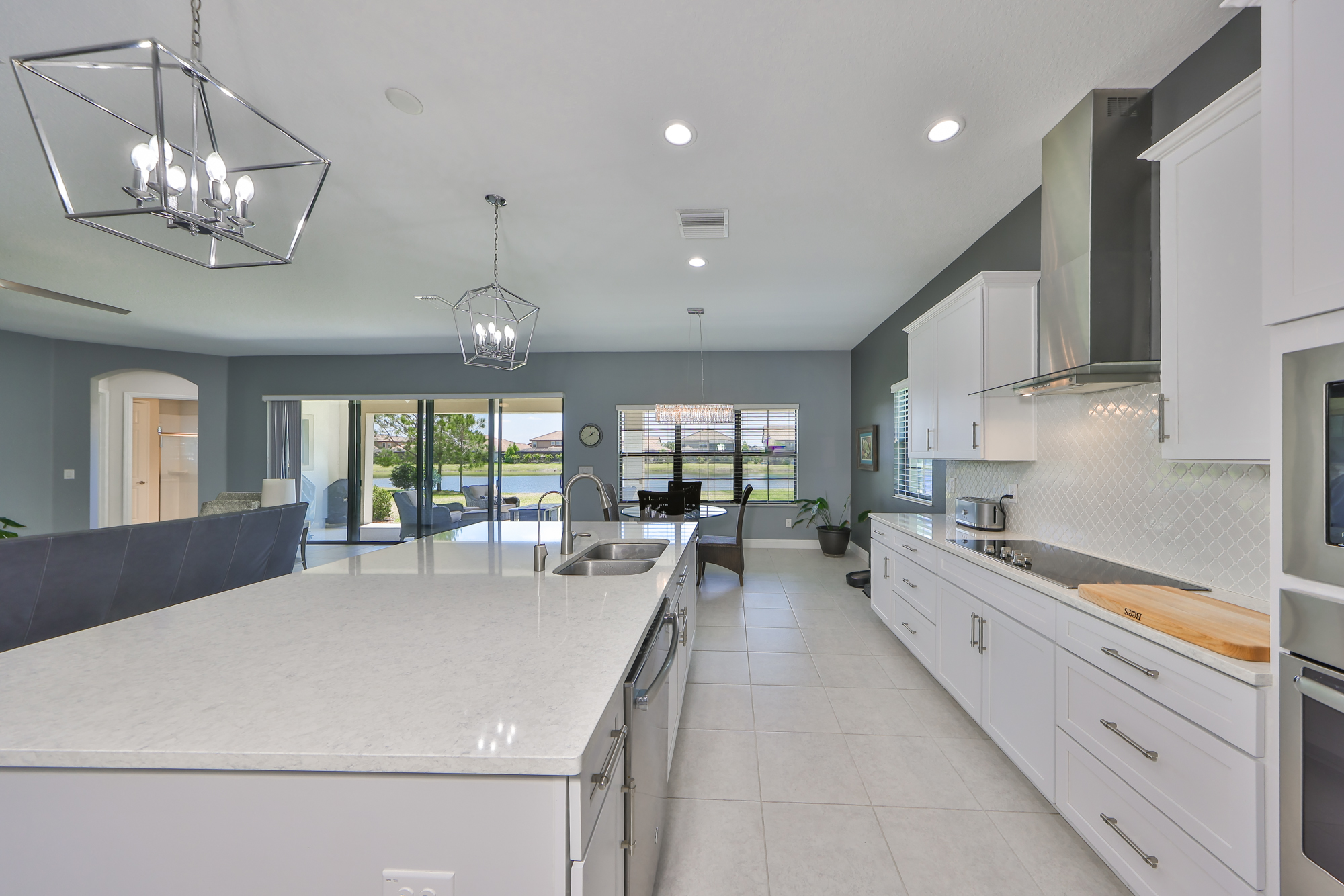 Riverview, Florida, 33579, United States, 5 Bedrooms Bedrooms, ,5 BathroomsBathrooms,Residential,For Sale,1944782