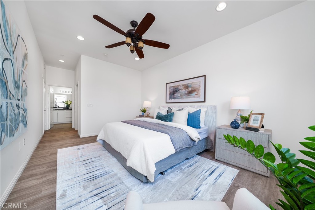 Glendale, California, 91205, United States, 2 Bedrooms Bedrooms, ,2 BathroomsBathrooms,Residential,For Sale,1950855