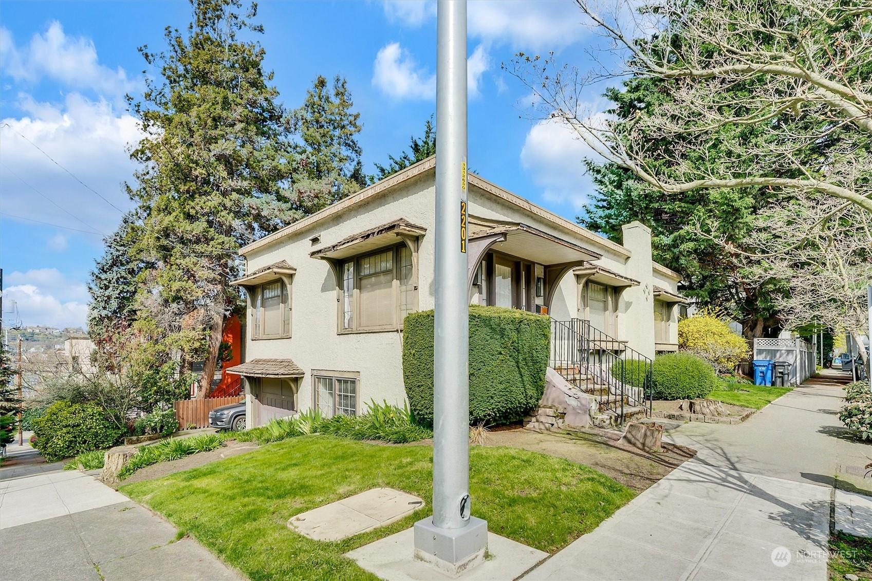 2203 BOYLSTON AVENUE E, SEATTLE, Washington, 98102, United States, ,Residential,For Sale,2203 BOYLSTON AVENUE E,1622774