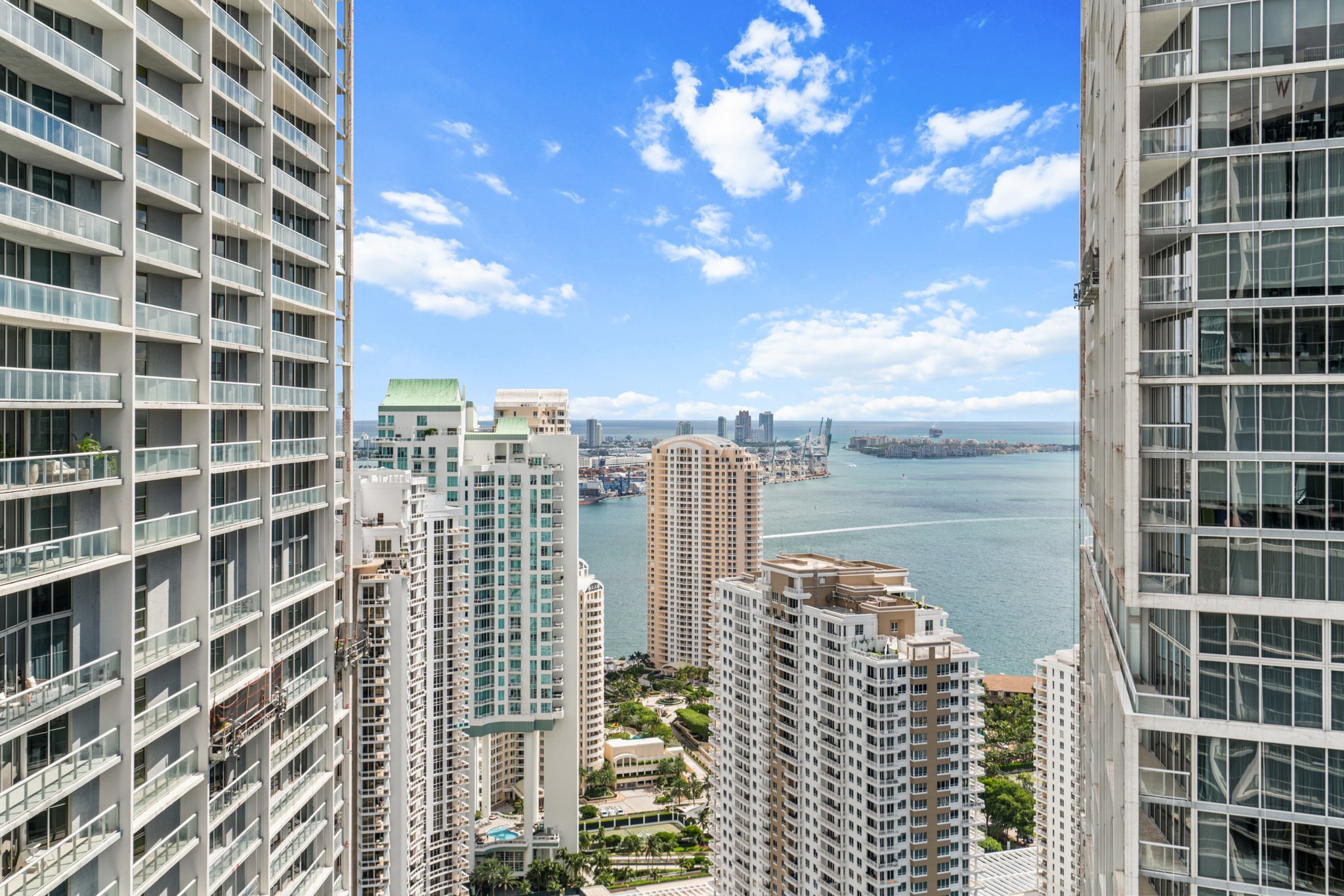  485 Brickell Ave, Miami, FL, 33131 - 物件實景