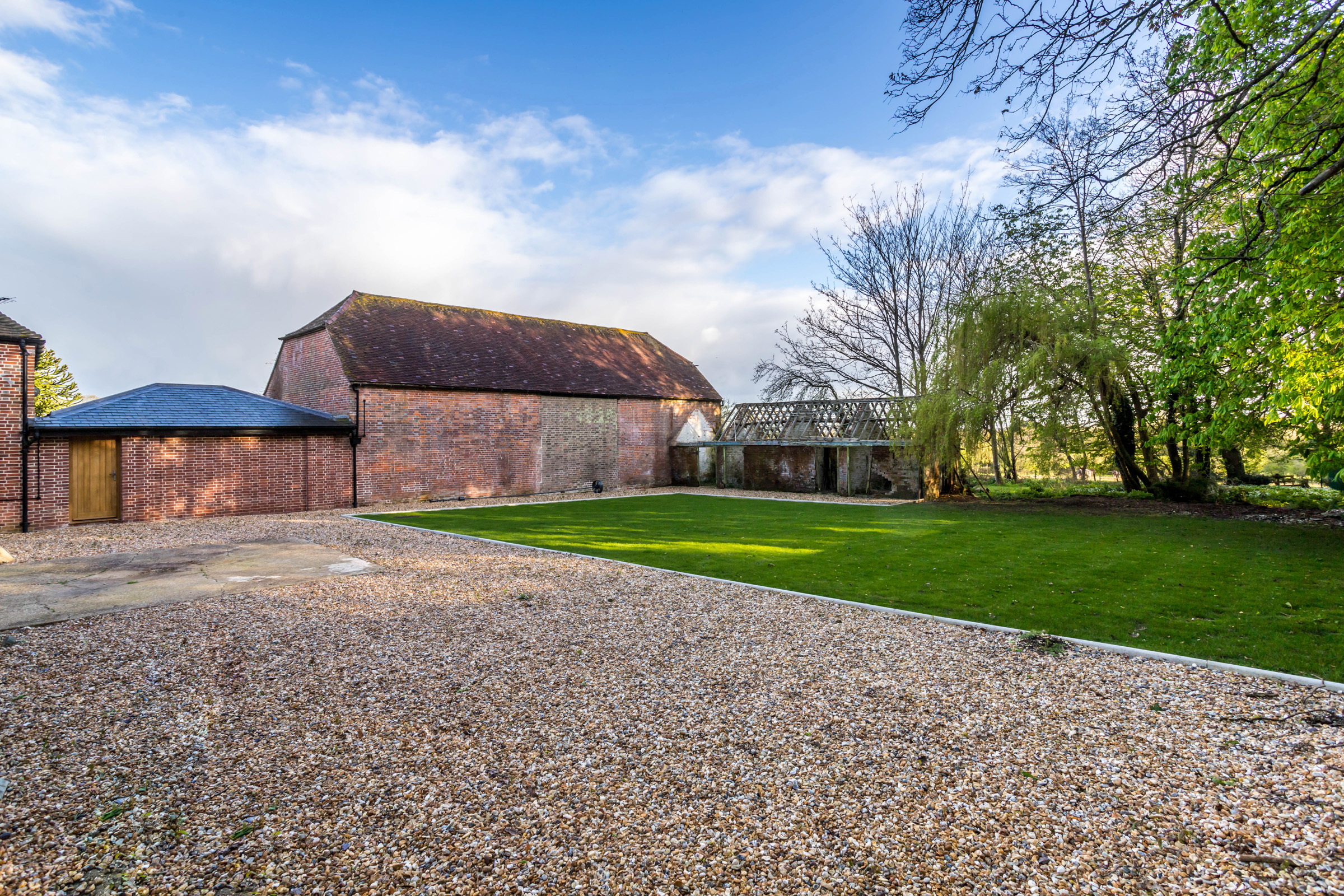  Exceptional Country Residence amongst five acres in the West Sussex Countryside - 物件實景