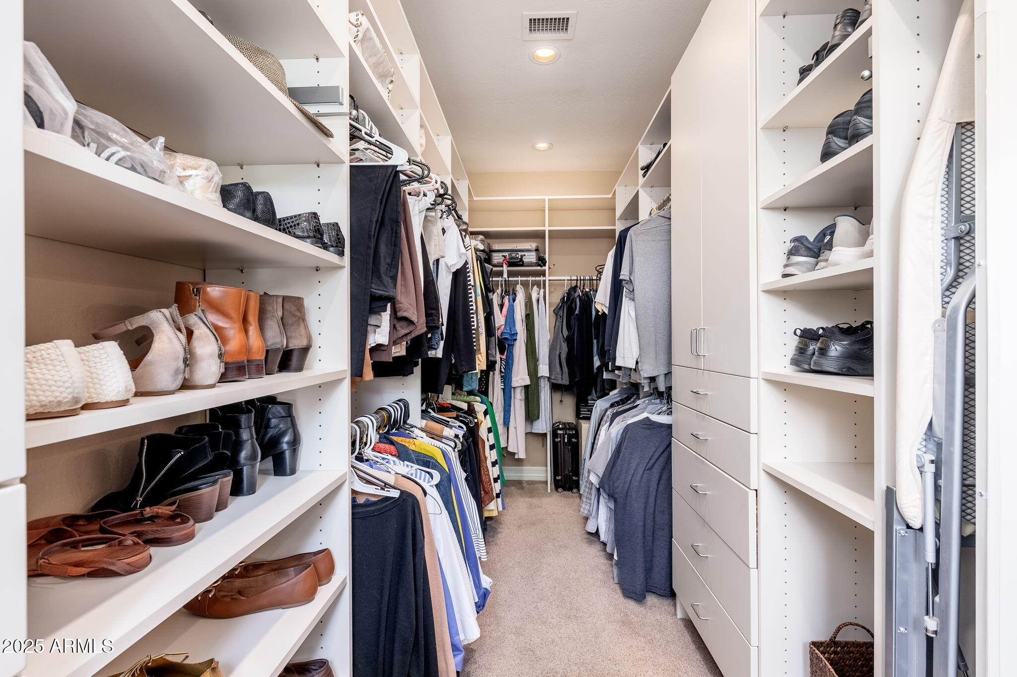 Scottsdale, Arizona, 85260, United States, 3 Bedrooms Bedrooms, ,3 BathroomsBathrooms,Residential,For Sale,1991729