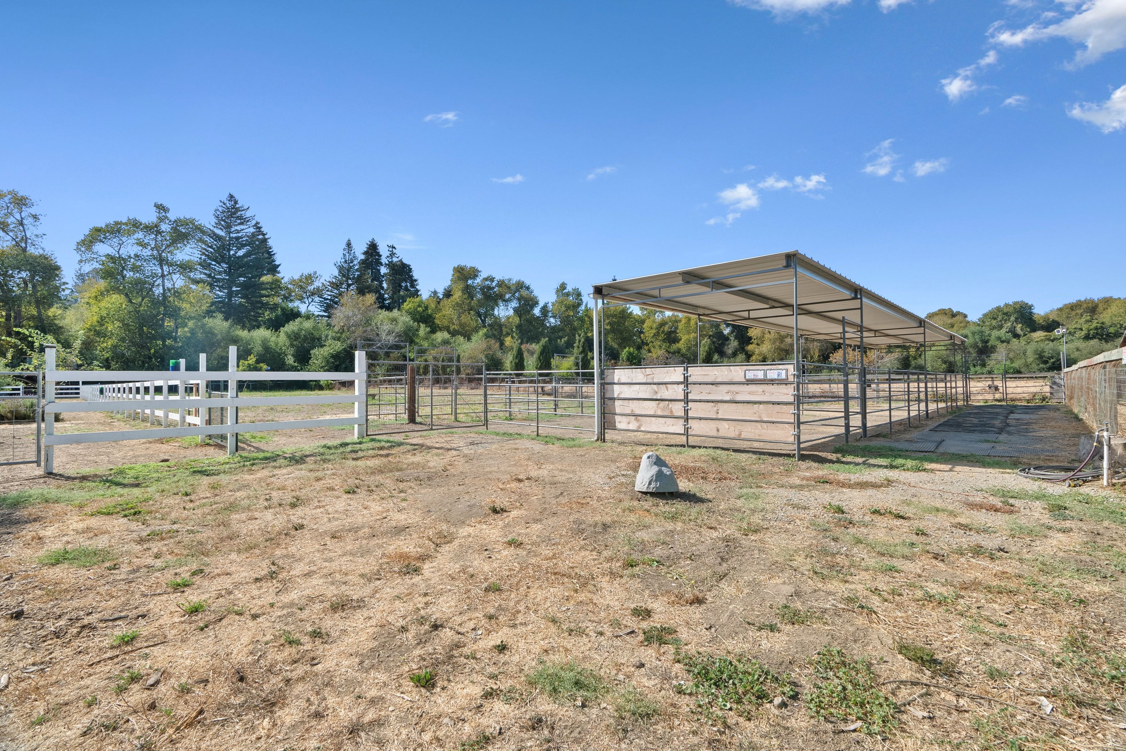  3999 Cherryvale Avenue, Soquel - 物件實景