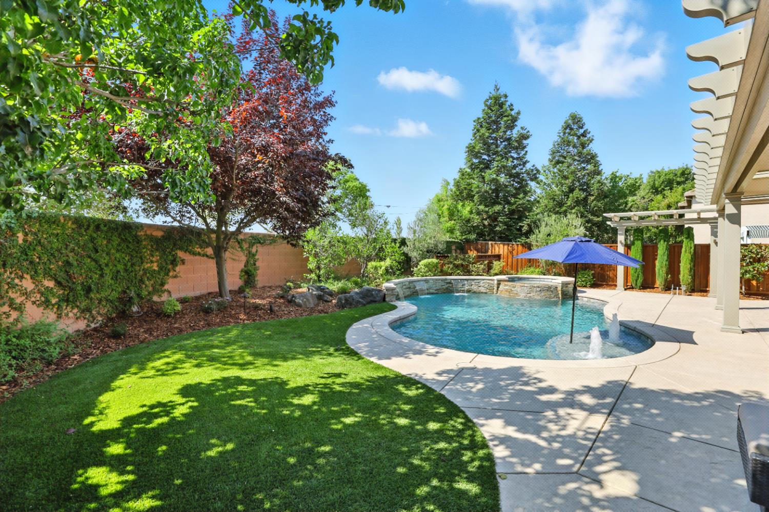 West Sacramento, California, 95691, United States, 4 Bedrooms Bedrooms, ,3 BathroomsBathrooms,Residential,For Sale,1940145