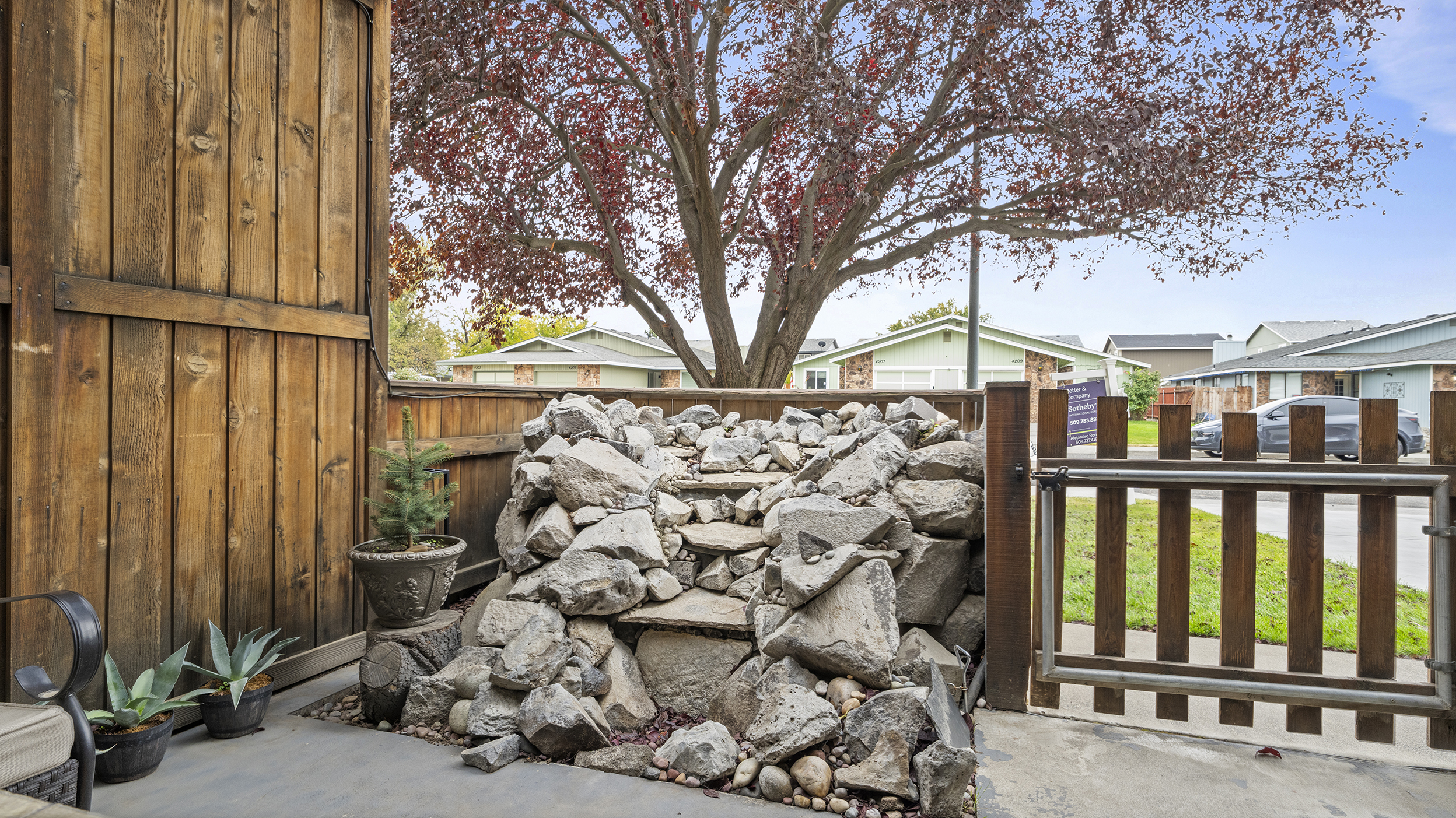  Updated and move in ready - 物件實景