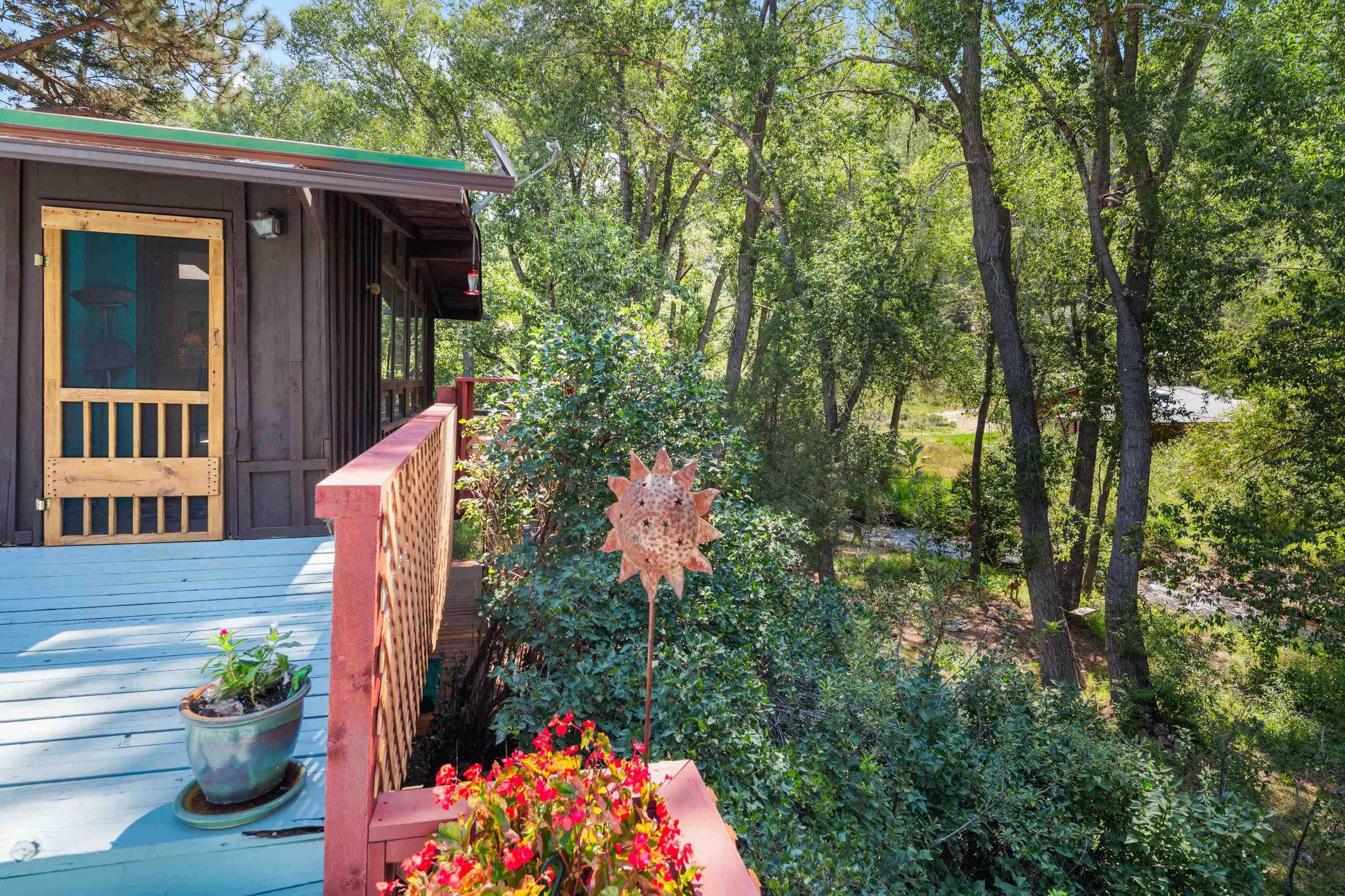 Questa, New Mexico, 87556, United States, 2 Bedrooms Bedrooms, ,3 BathroomsBathrooms,Residential,For Sale,1916841