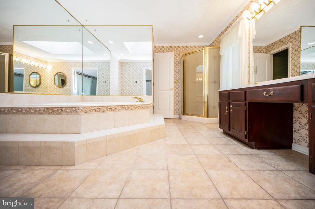 Woodbridge, Virginia, 22192, United States, 3 Bedrooms Bedrooms, ,3 BathroomsBathrooms,Residential,For Sale,1921378