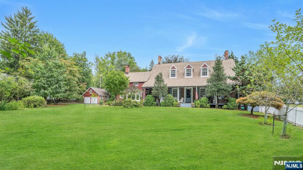 Park Ridge, New Jersey, 07656, United States, 4 Bedrooms Bedrooms, ,3 BathroomsBathrooms,Residential,For Sale,1927365