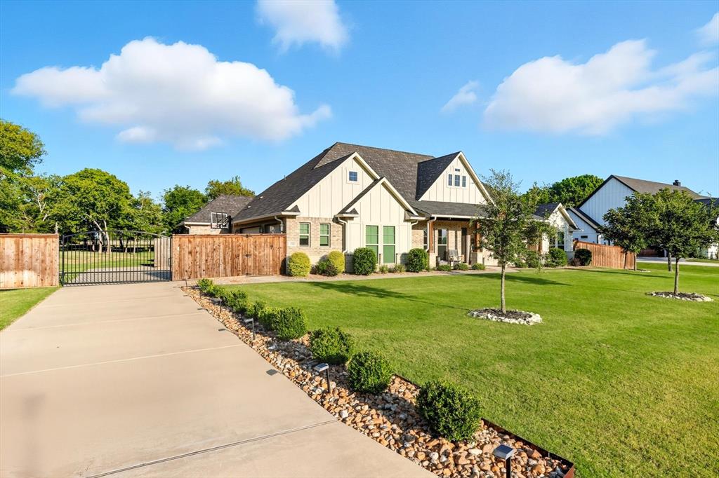Midlothian, Texas, 76065, United States, 4 Bedrooms Bedrooms, ,3 BathroomsBathrooms,Residential,For Sale,1950999