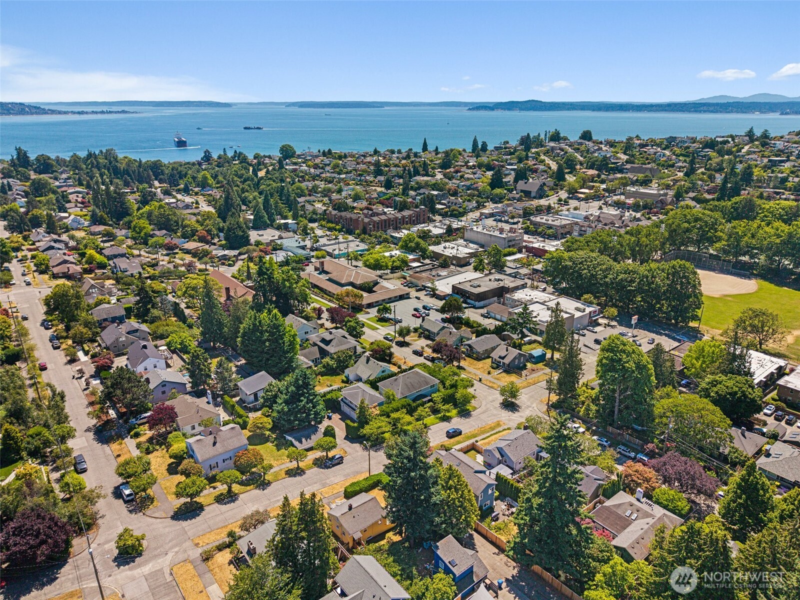 Seattle, Washington, 98199, United States, 2 Bedrooms Bedrooms, ,1 BathroomBathrooms,Residential,For Sale,1882851