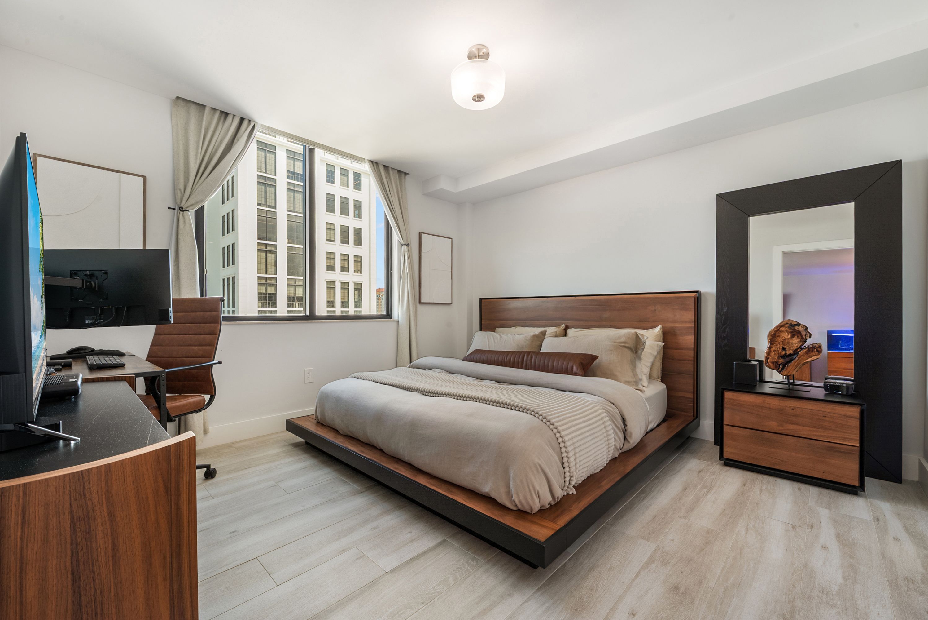  1300 Ponce De Leon Blvd, Coral Gables, FL, 33134 - 物件實景