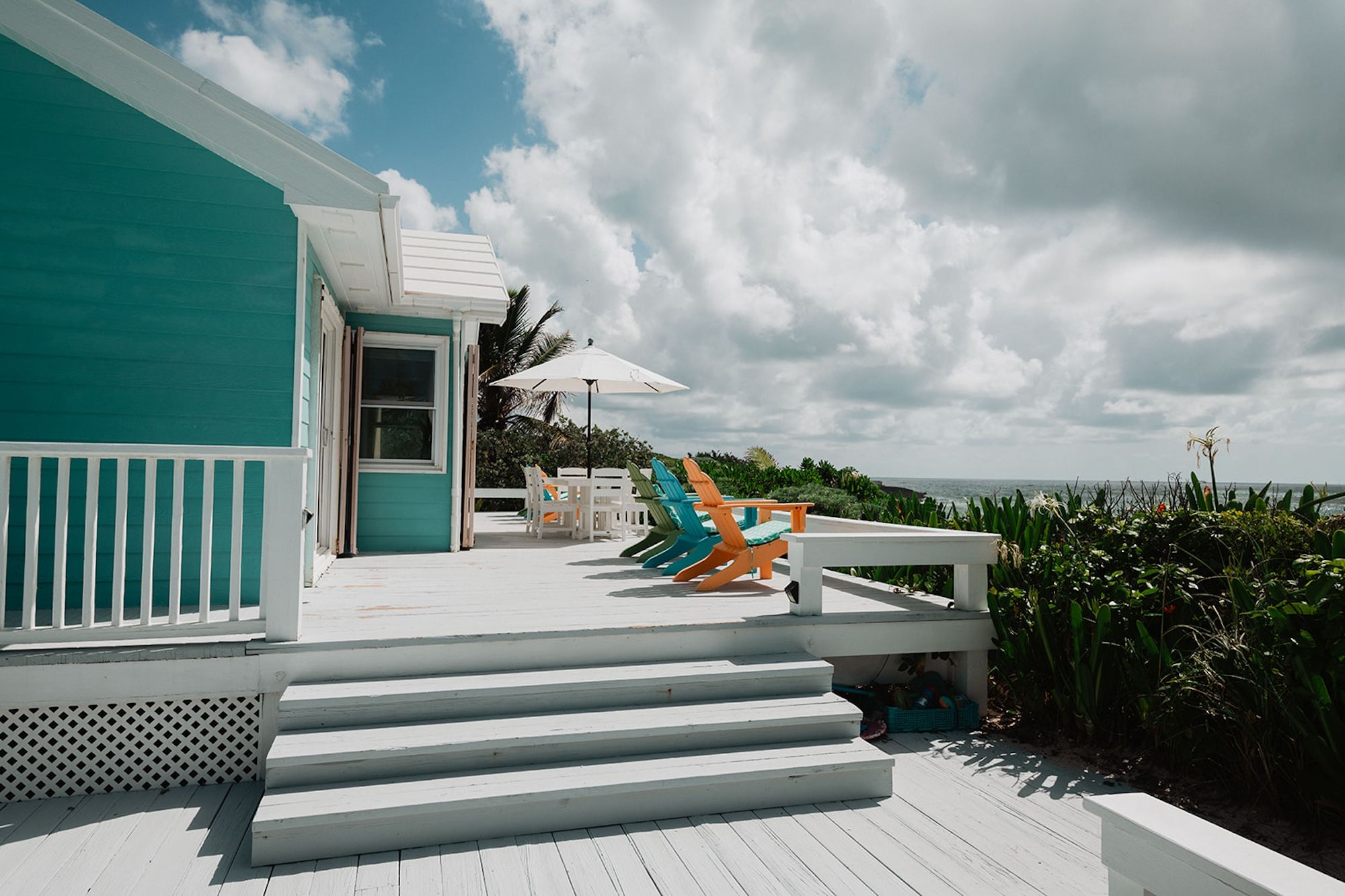  An Exceptional Oceanfront Opportunity - 物件實景