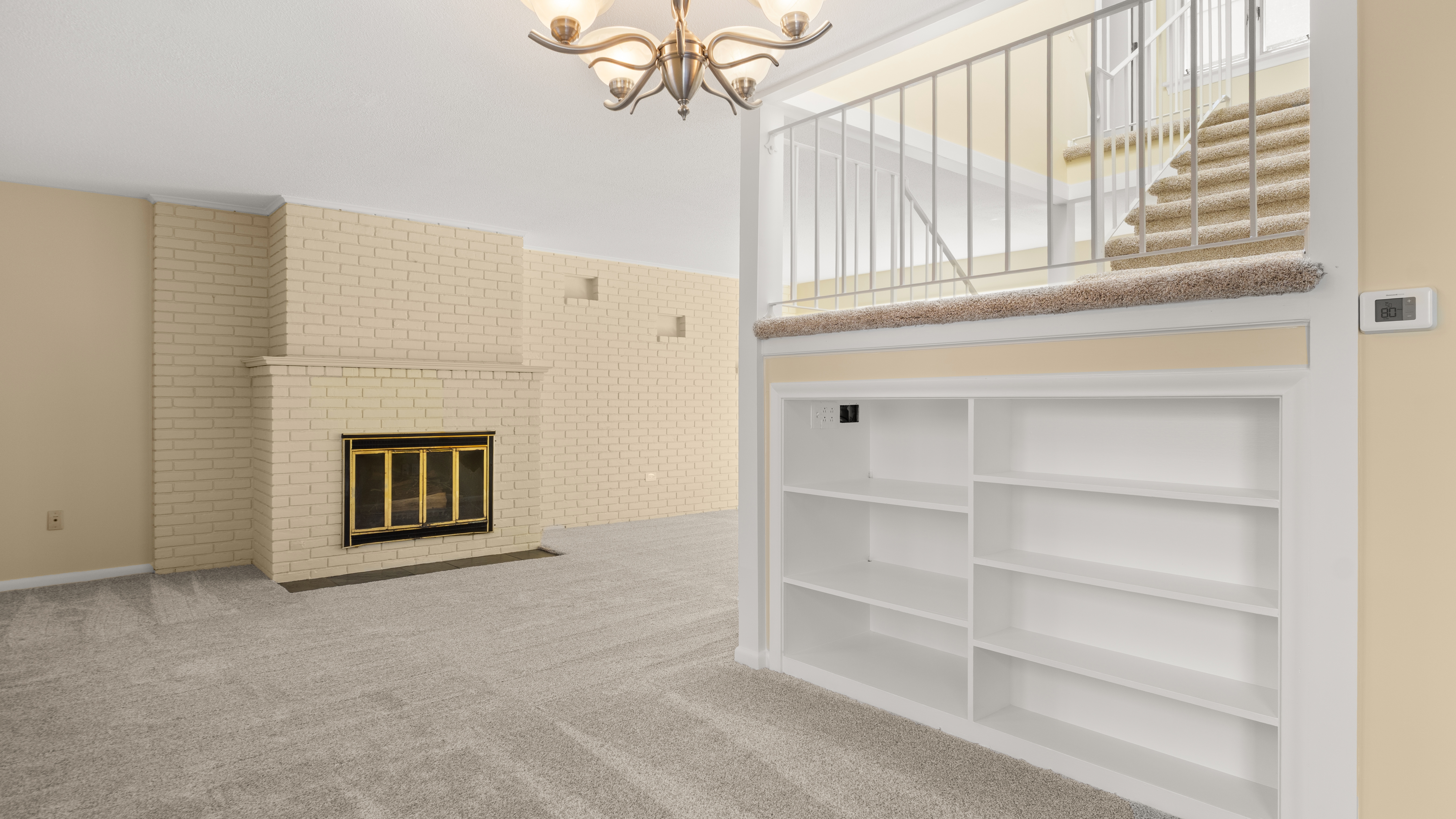  Sophisticated Living—Bright and Spacious 2BR/1.5BA Condominium - 物件實景