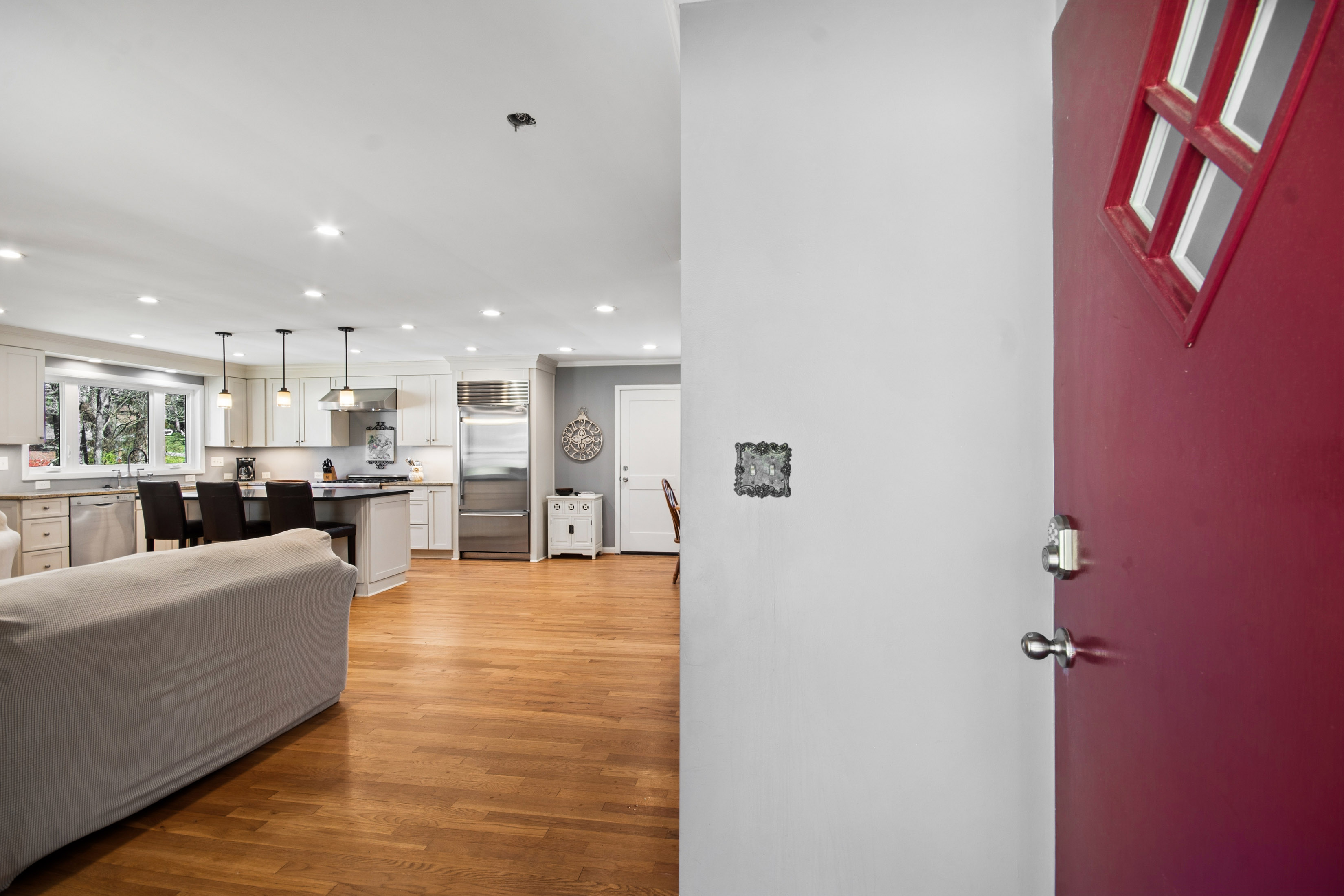  Rare Opportunity in Huntwood Neighborhood - 物件實景