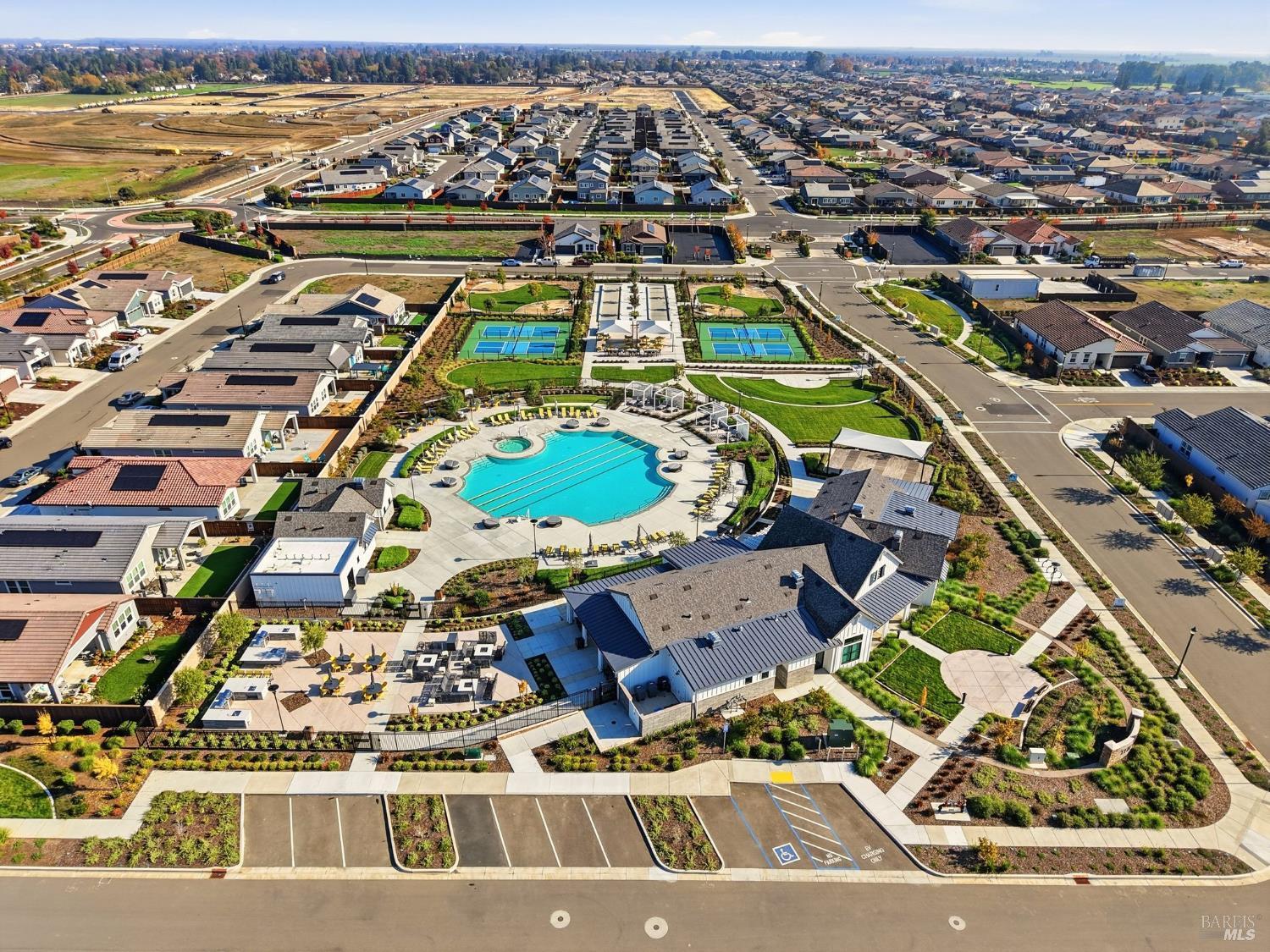 Dixon, California, 95620, United States, 2 Bedrooms Bedrooms, ,2 BathroomsBathrooms,Residential,For Sale,2005407