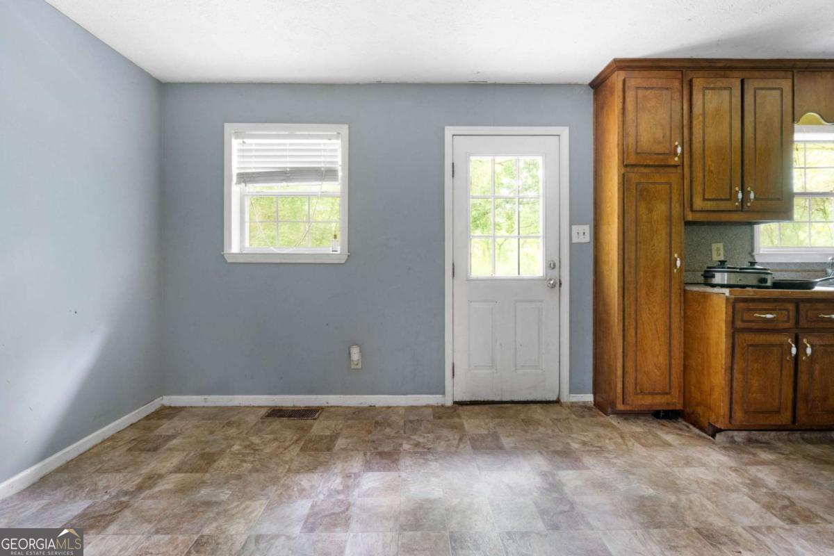 Jackson, Georgia, 30233, United States, 4 Bedrooms Bedrooms, ,3 BathroomsBathrooms,Residential,For Sale,1904373