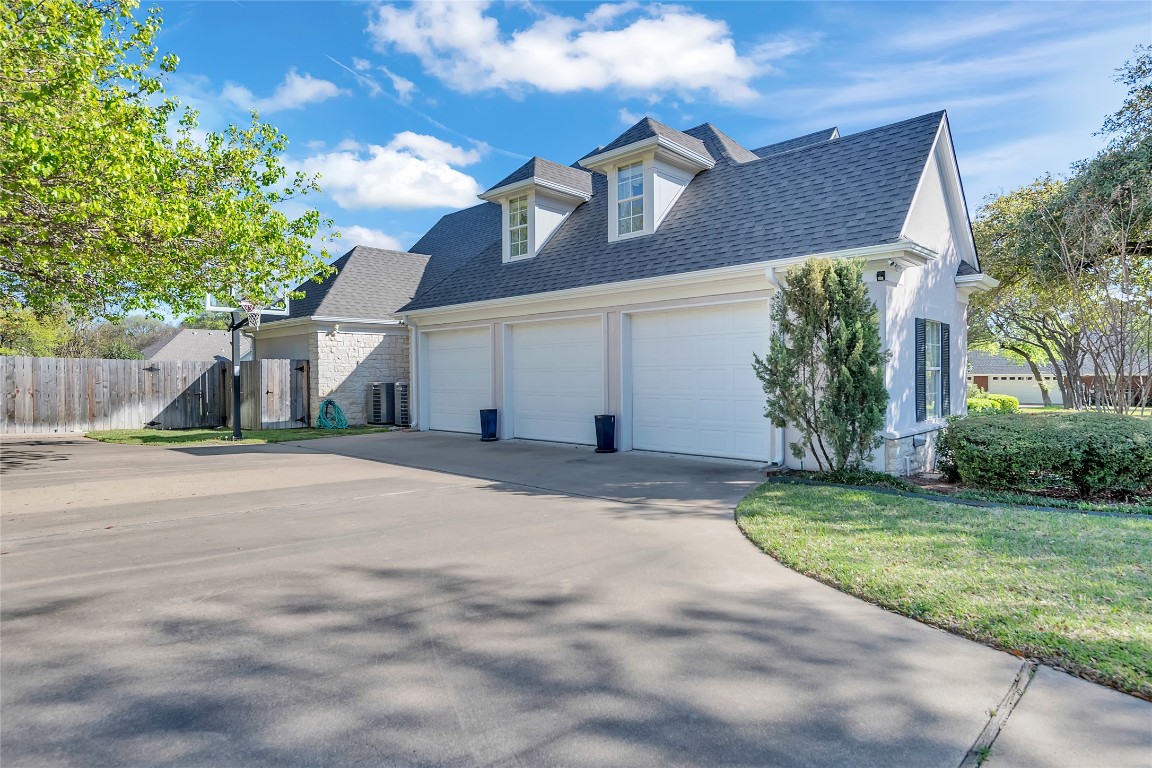 McGregor, Texas, 76657, United States, 5 Bedrooms Bedrooms, ,4 BathroomsBathrooms,Residential,For Sale,1838872
