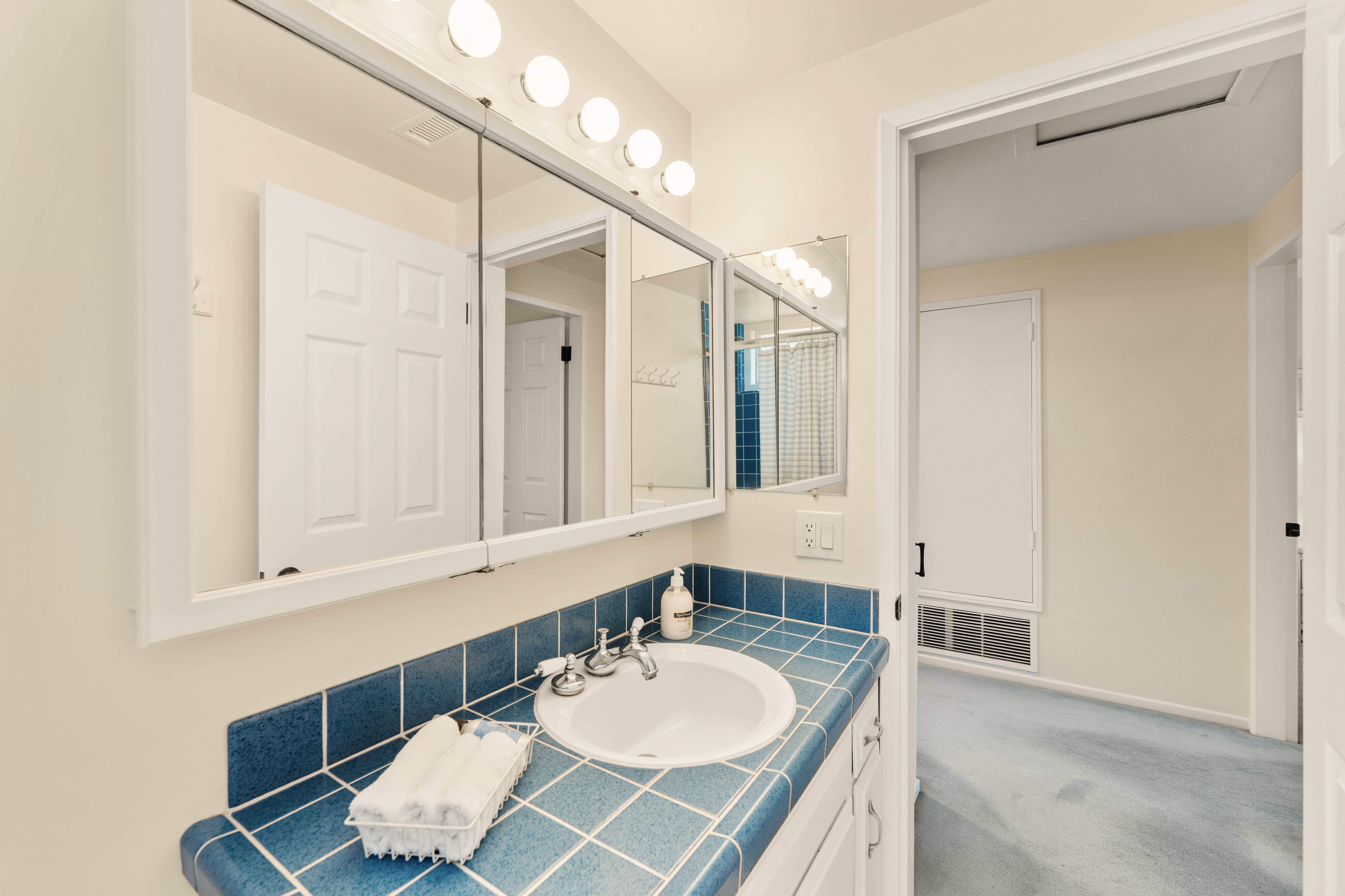  2884 Surfrider Avenue, Ventura, CA 93001 - 物件實景