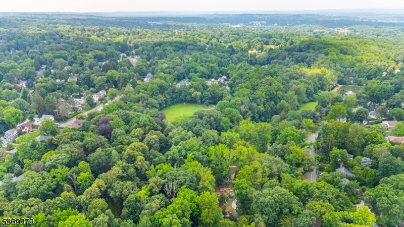 Essex Fells Twp., New Jersey, 07021, United States, 4 Bedrooms Bedrooms, ,4 BathroomsBathrooms,Residential,For Sale,1885303