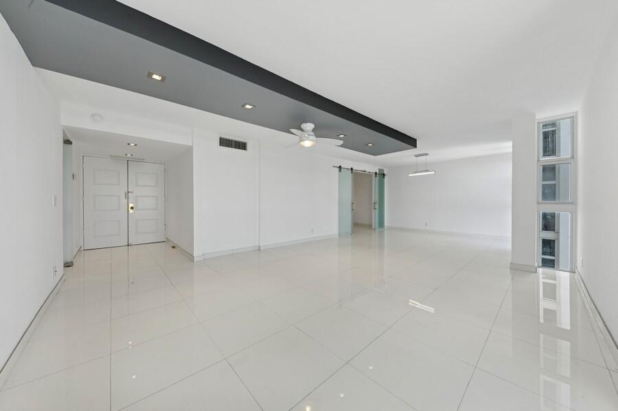 Delray Beach, Florida, 33483, United States, 2 Bedrooms Bedrooms, ,2 BathroomsBathrooms,Residential,For Sale,1826520