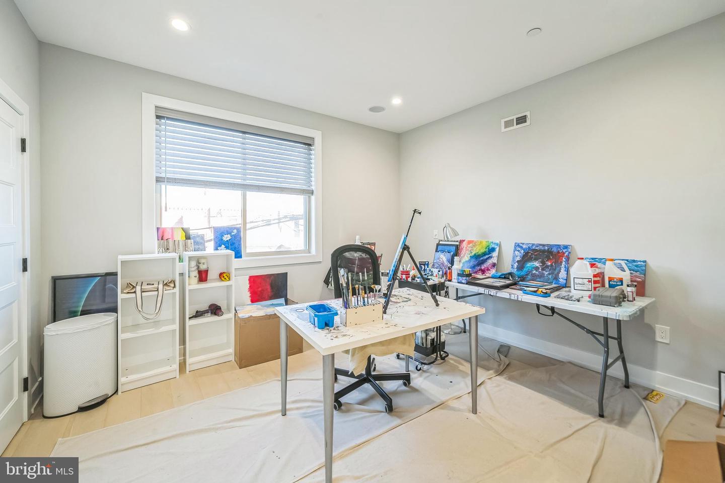 Philadelphia, Pennsylvania, 19146, United States, 4 Bedrooms Bedrooms, ,5 BathroomsBathrooms,Residential,For Sale,1751274