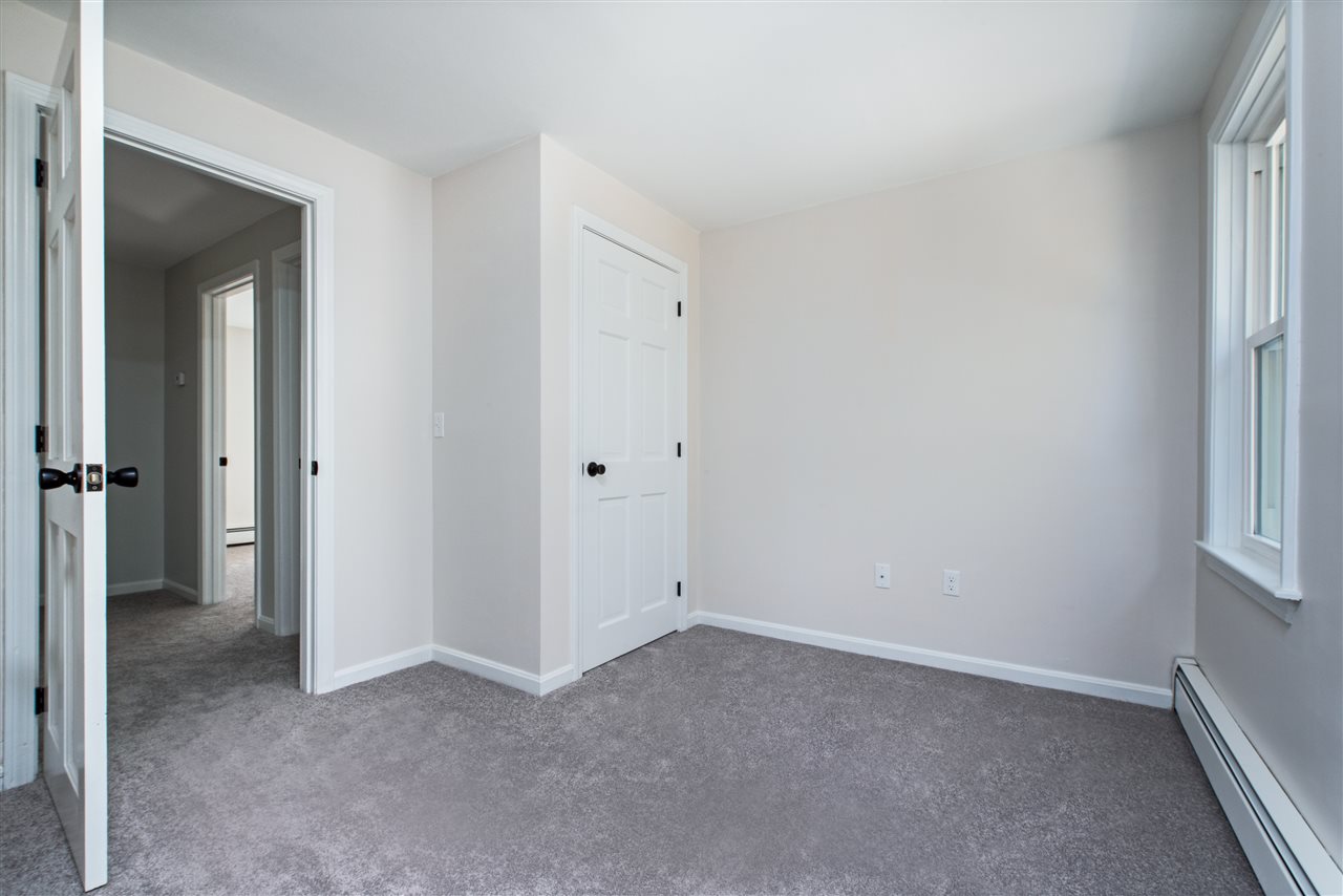 Hampstead, New Hampshire, 03841, United States, 4 Bedrooms Bedrooms, ,2 BathroomsBathrooms,Residential,For Sale,1861952