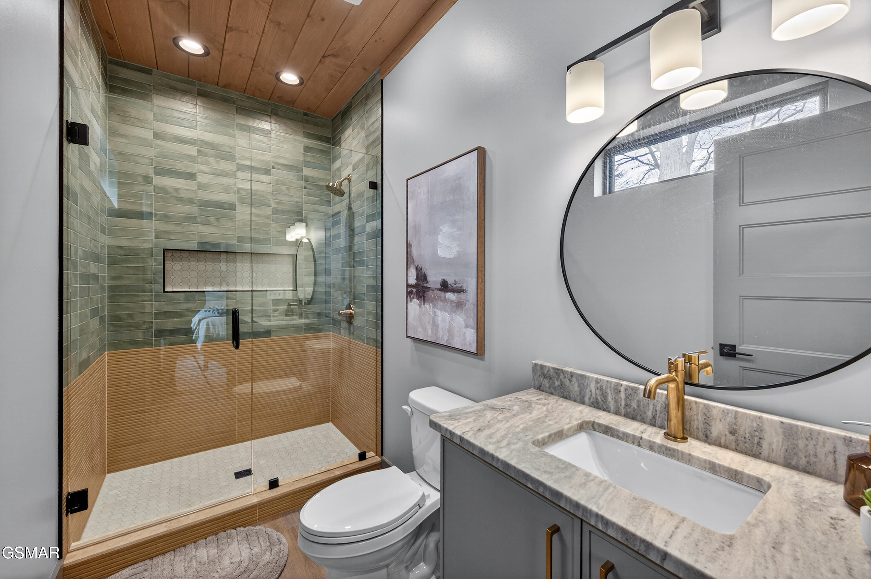 Sevierville, Tennessee, 37862, United States, 5 Bedrooms Bedrooms, ,7 BathroomsBathrooms,Residential,For Sale,2008149