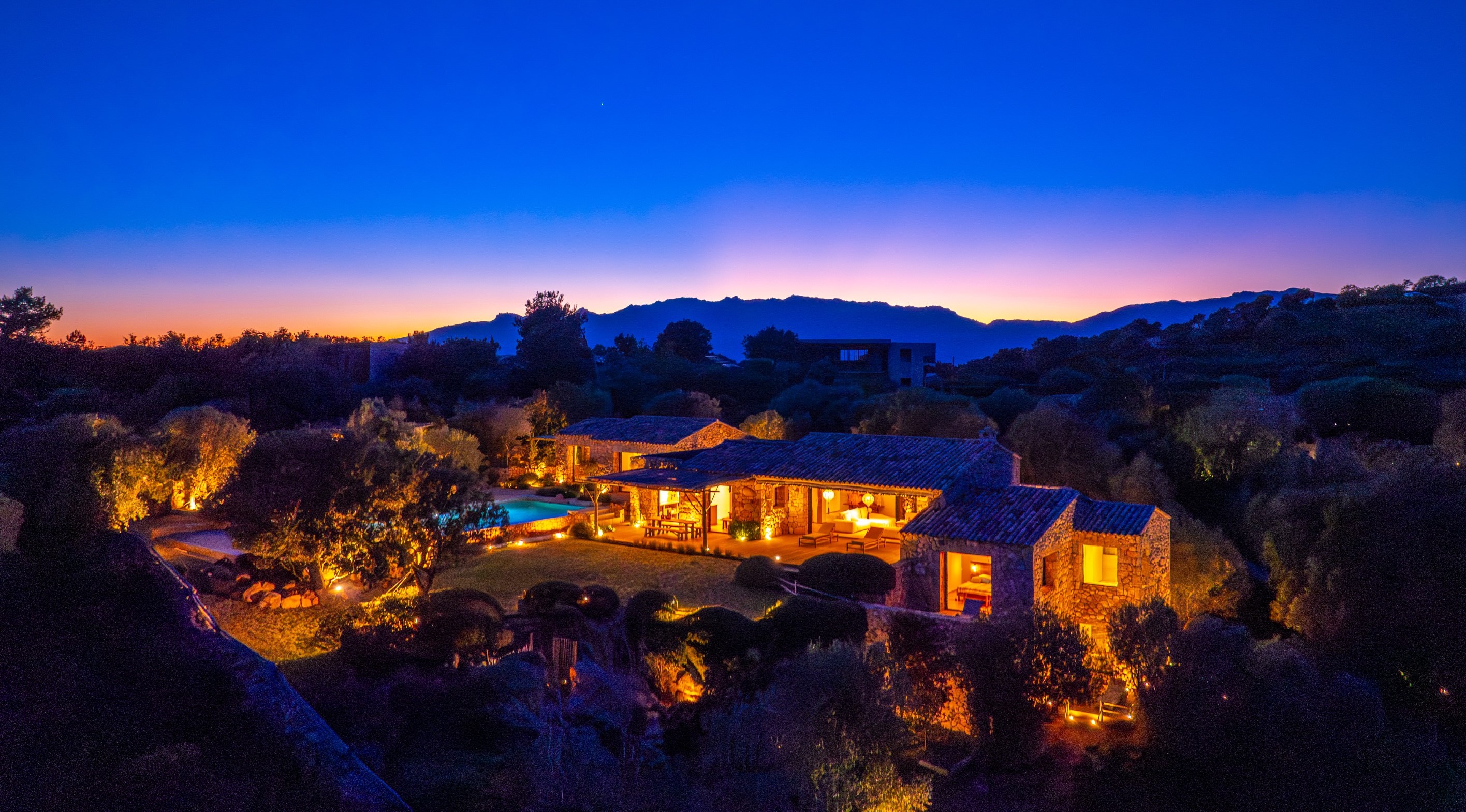  FOR SALE: CHARACTER PROPERTY – SEA VIEW – PALOMBAGGIA, PORTO-VECCHIO – CORSICA - 物件實景