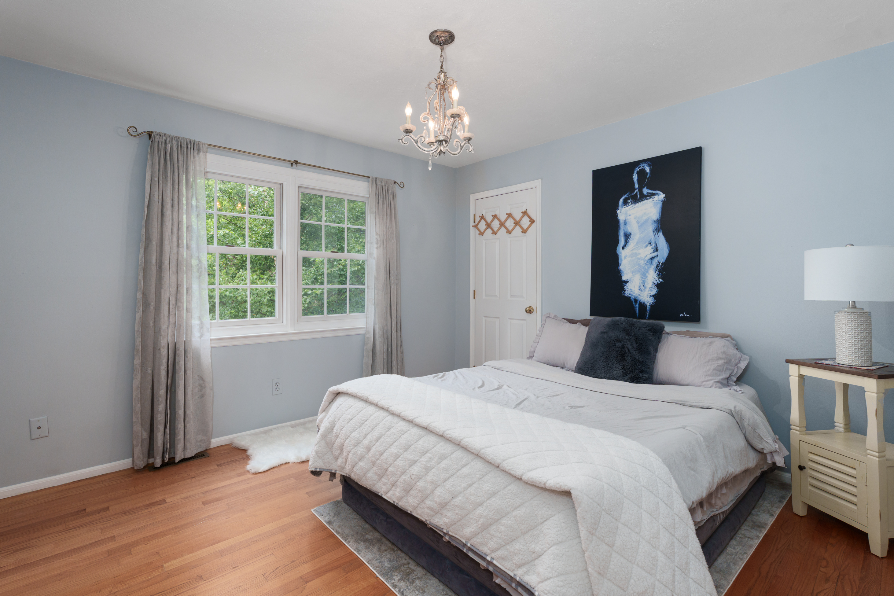  Classic Colonial Charm with a Fresh, Modern Perspective - 物件實景