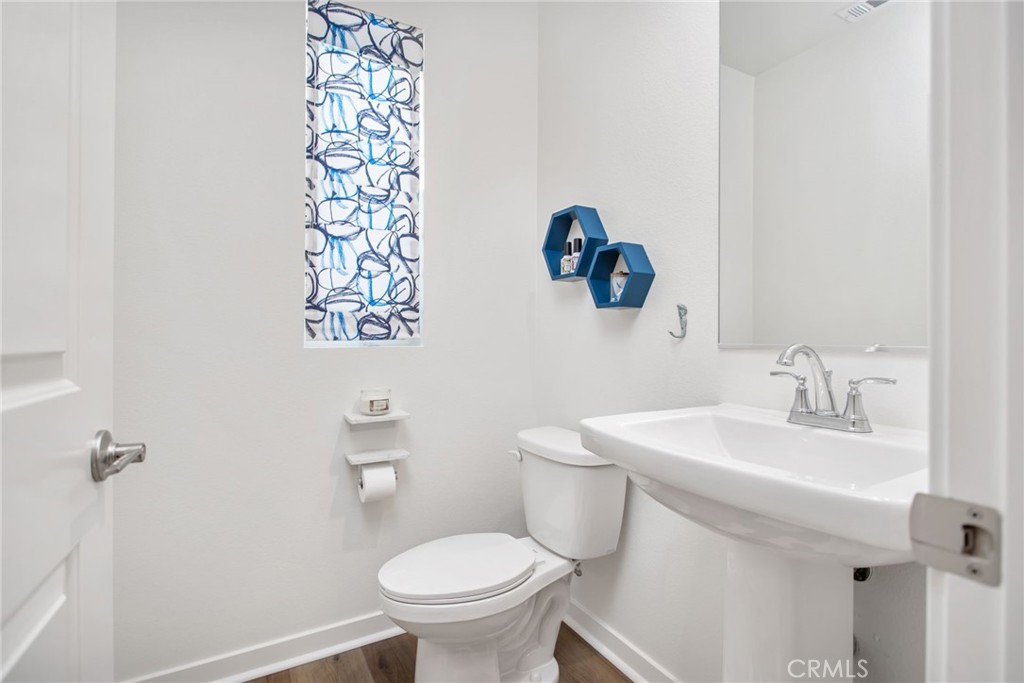 Temecula, California, 92591, United States, 2 Bedrooms Bedrooms, ,3 BathroomsBathrooms,Residential,For Sale,1931289