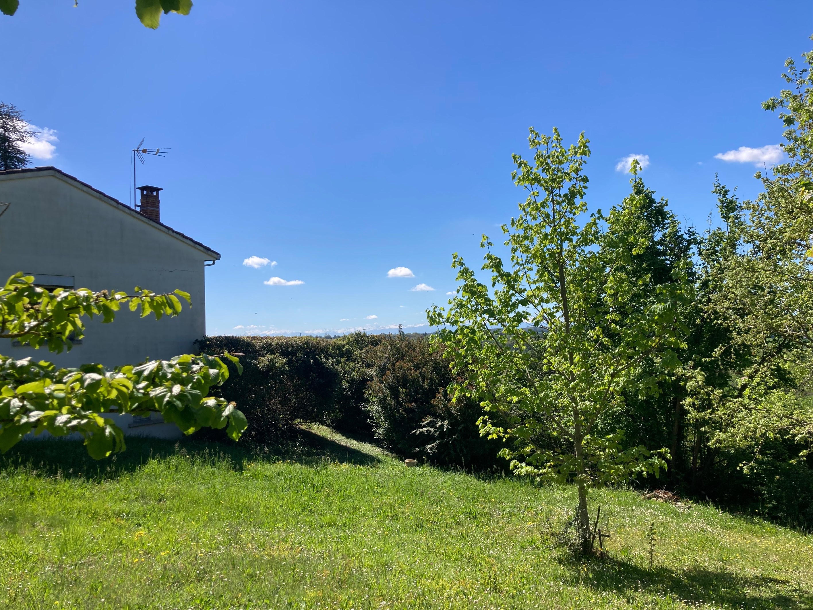  Vigoulet-Auzil – House with views of the Pyrenees. - 物件實景