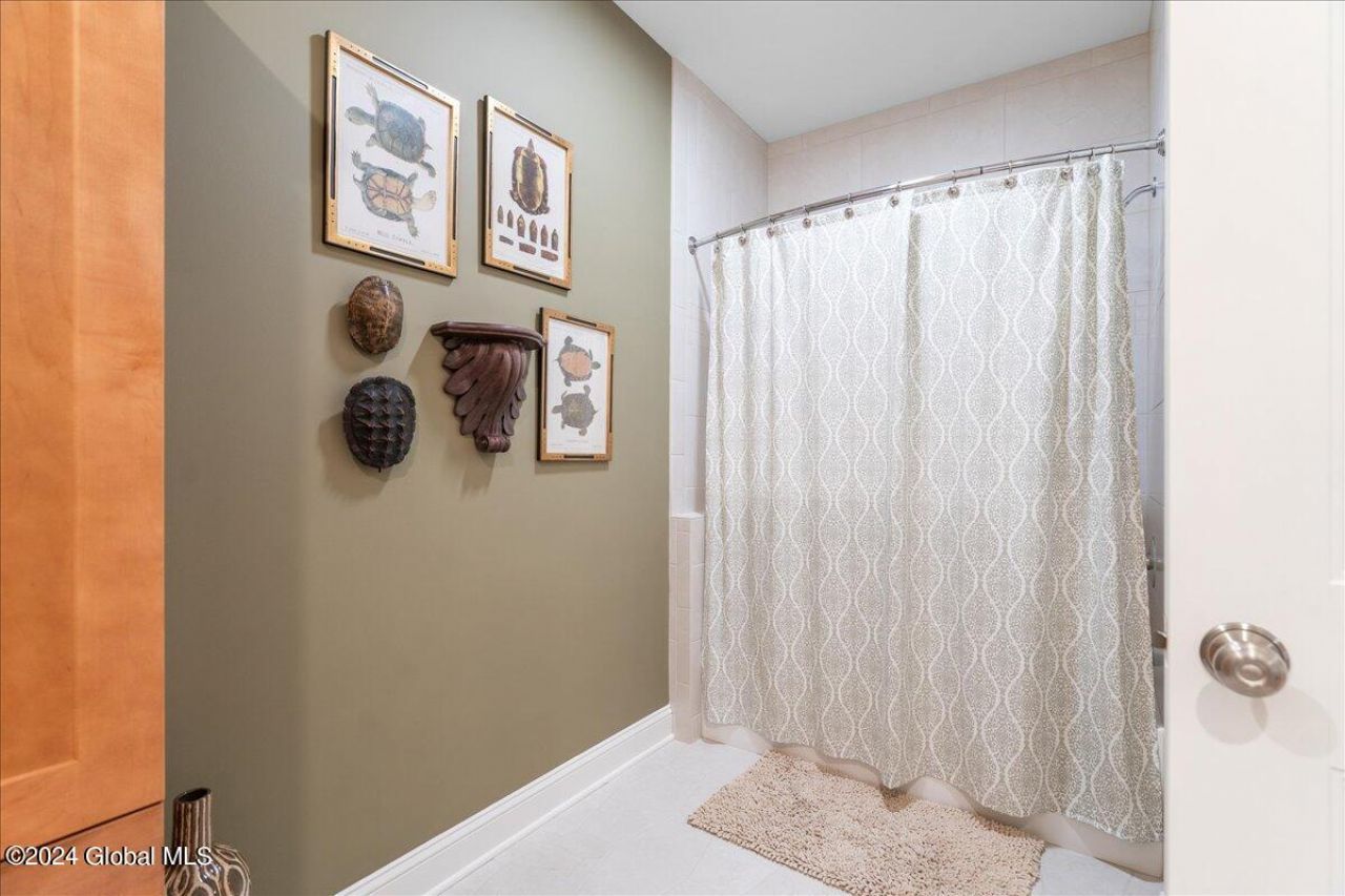 Queensbury, New York, 12804, United States, 3 Bedrooms Bedrooms, ,4 BathroomsBathrooms,Residential,For Sale,1986274