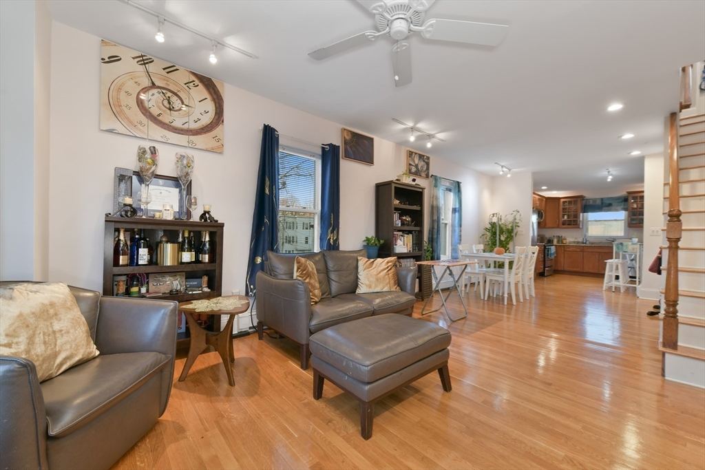 Boston, Massachusetts, 02125, United States, 6 Bedrooms Bedrooms, ,3 BathroomsBathrooms,Residential,For Sale,1845164