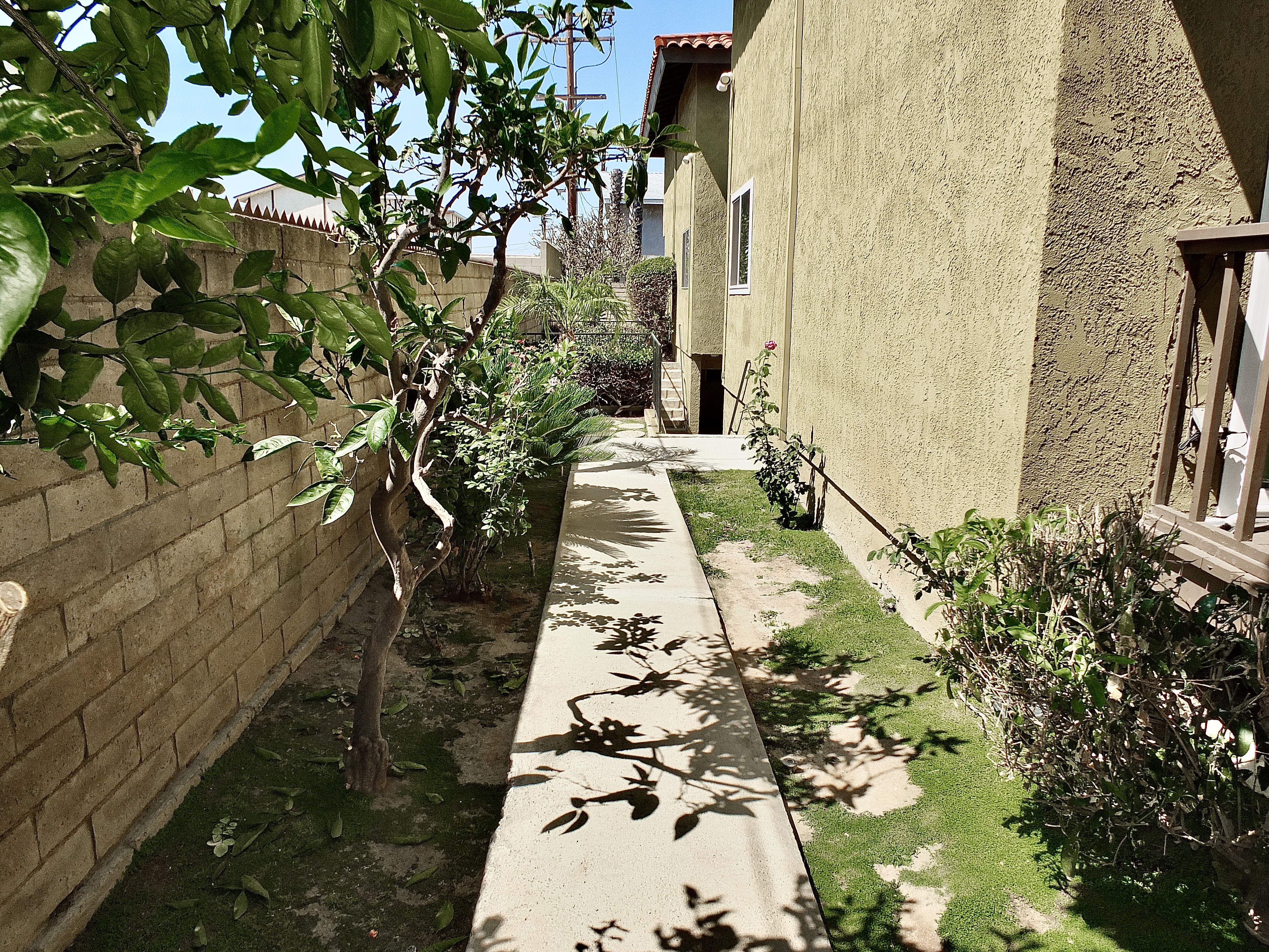 Gardena, California, 90247, United States, 2 Bedrooms Bedrooms, ,3 BathroomsBathrooms,Residential,For Sale,1905647