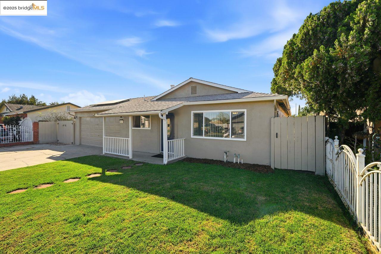 Lathrop, California, 95330, United States, 3 Bedrooms Bedrooms, ,2 BathroomsBathrooms,Residential,For Sale,1999119