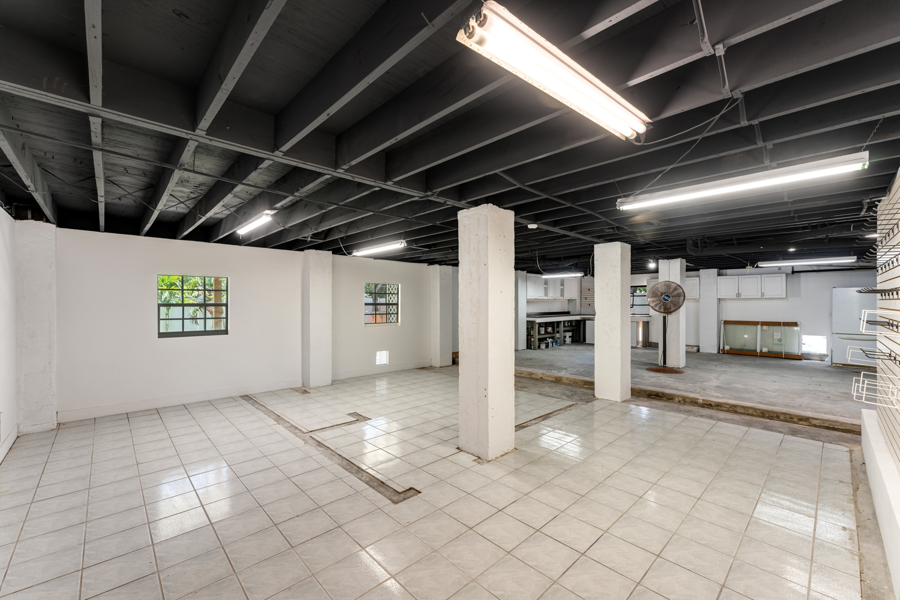  112 Peace Ave - 物件實景