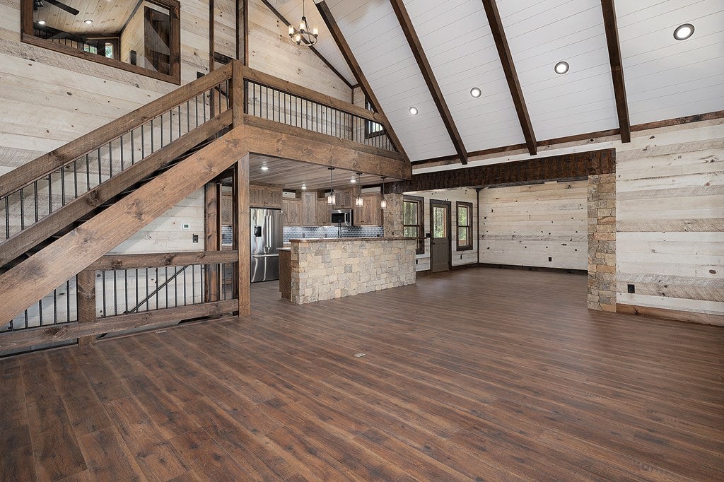 Blue Ridge, Georgia, 30513, United States, 4 Bedrooms Bedrooms, ,4 BathroomsBathrooms,Residential,For Sale,1804354