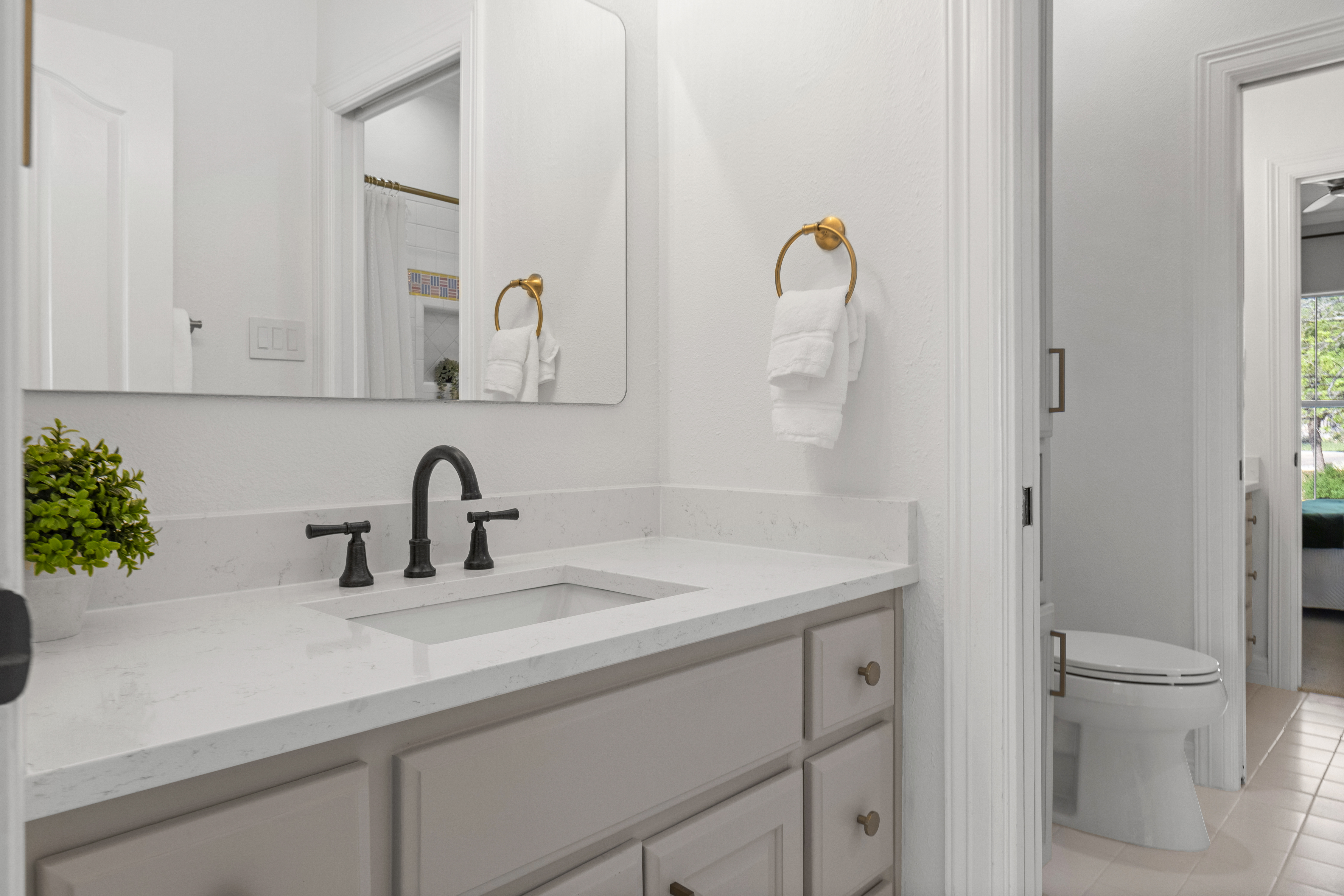  A Rare Vineyard Find: Greenbelt, Fully Renovated with Elevated Outdoor Living - 物件實景