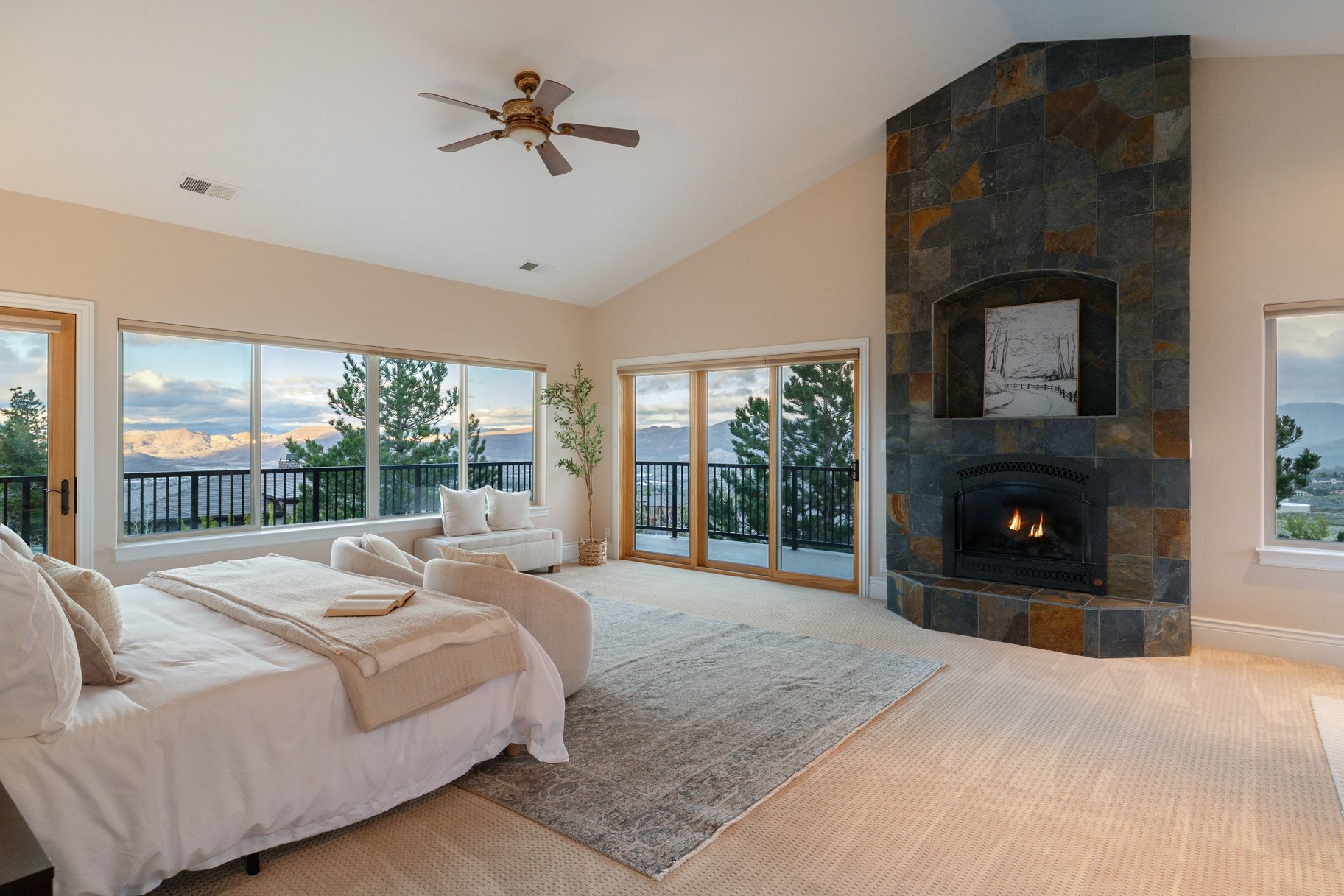  Private Mountain Estate with Elevated Views - 物件實景