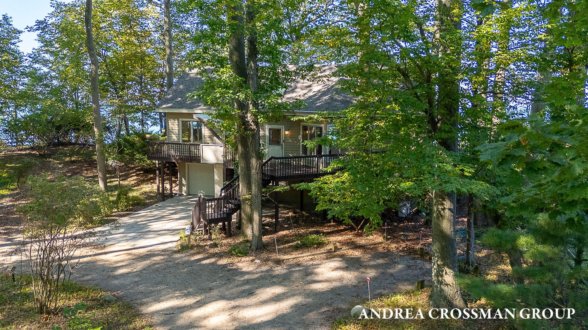Fennville, Michigan, 49408, United States, 4 Bedrooms Bedrooms, ,3 BathroomsBathrooms,Residential,For Sale,1950968