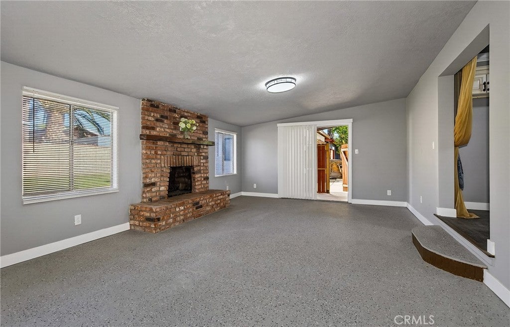 Fontana, California, 92335, United States, 3 Bedrooms Bedrooms, ,1 BathroomBathrooms,Residential,For Sale,2006416